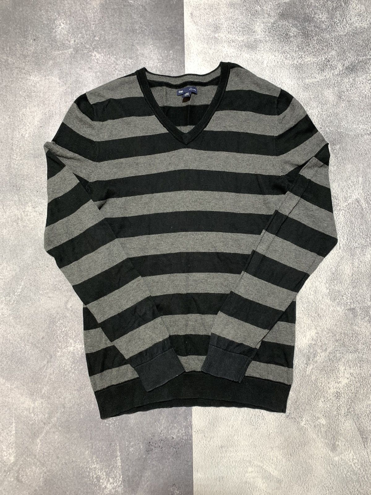 Gap × Vintage Vintage Y2K Gap striped sweater streetwear style size S Size US S / EU 44-46 / 1 - 1 Thumbnail