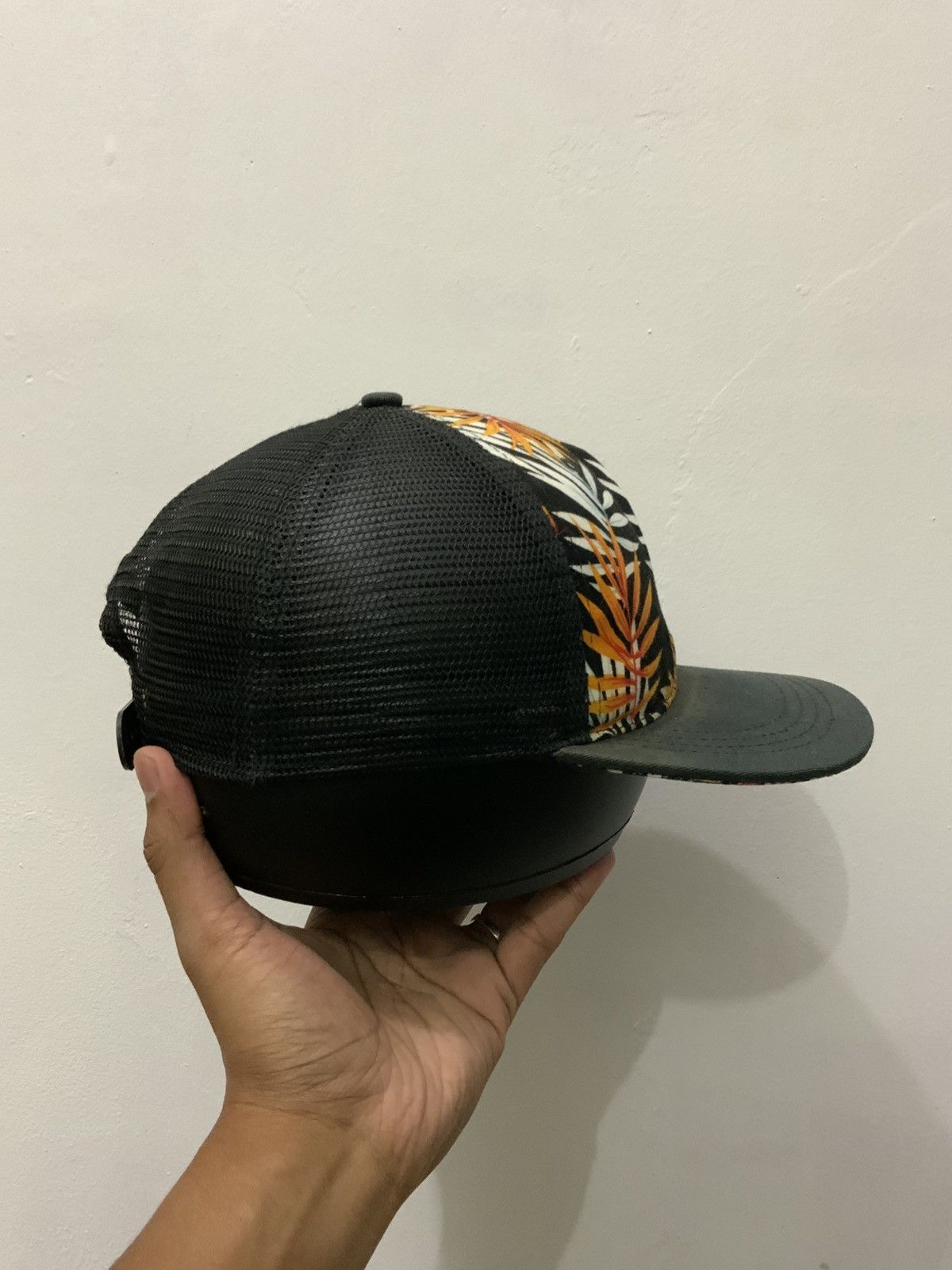Japanese Brand Flower Art Fern Fade Trucker Hat Size ONE SIZE - 4 Thumbnail