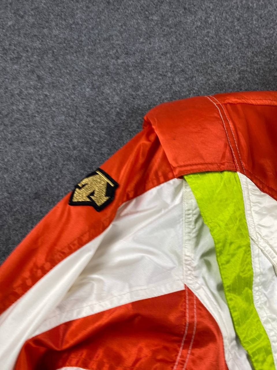 Descente descente racing equipment ski jacket nice design Size US XL / EU 56 / 4 - 11 Thumbnail