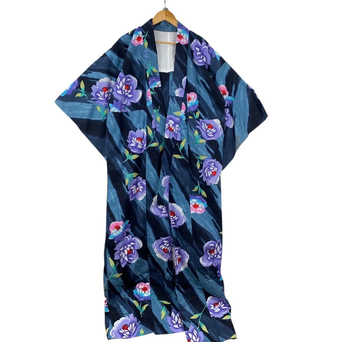 Vintage Vintage 70s KIMONO JAPAN BOLD FLORAL Pattern Traditional Size 3XL / US 20-22 - 3 Thumbnail