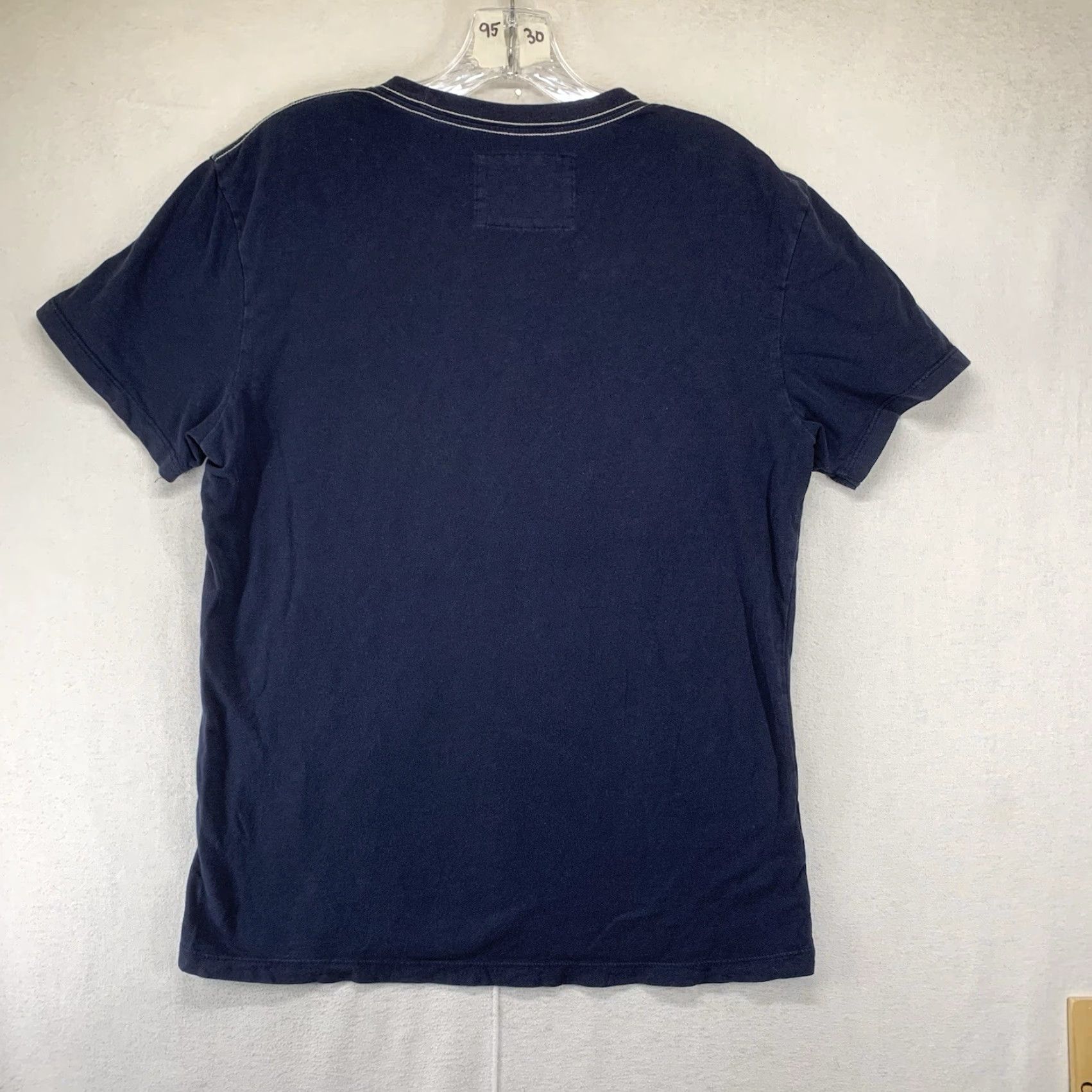 American Eagle Outfitters American Eagle Outfitters Mens T-Shirt Medium Blue Athletic Front Logo 2009 Graphic Print Crew Neck Short Sleeve Cotton Mens Size US M / EU 48-50 / 2 - 2 Thumbnail