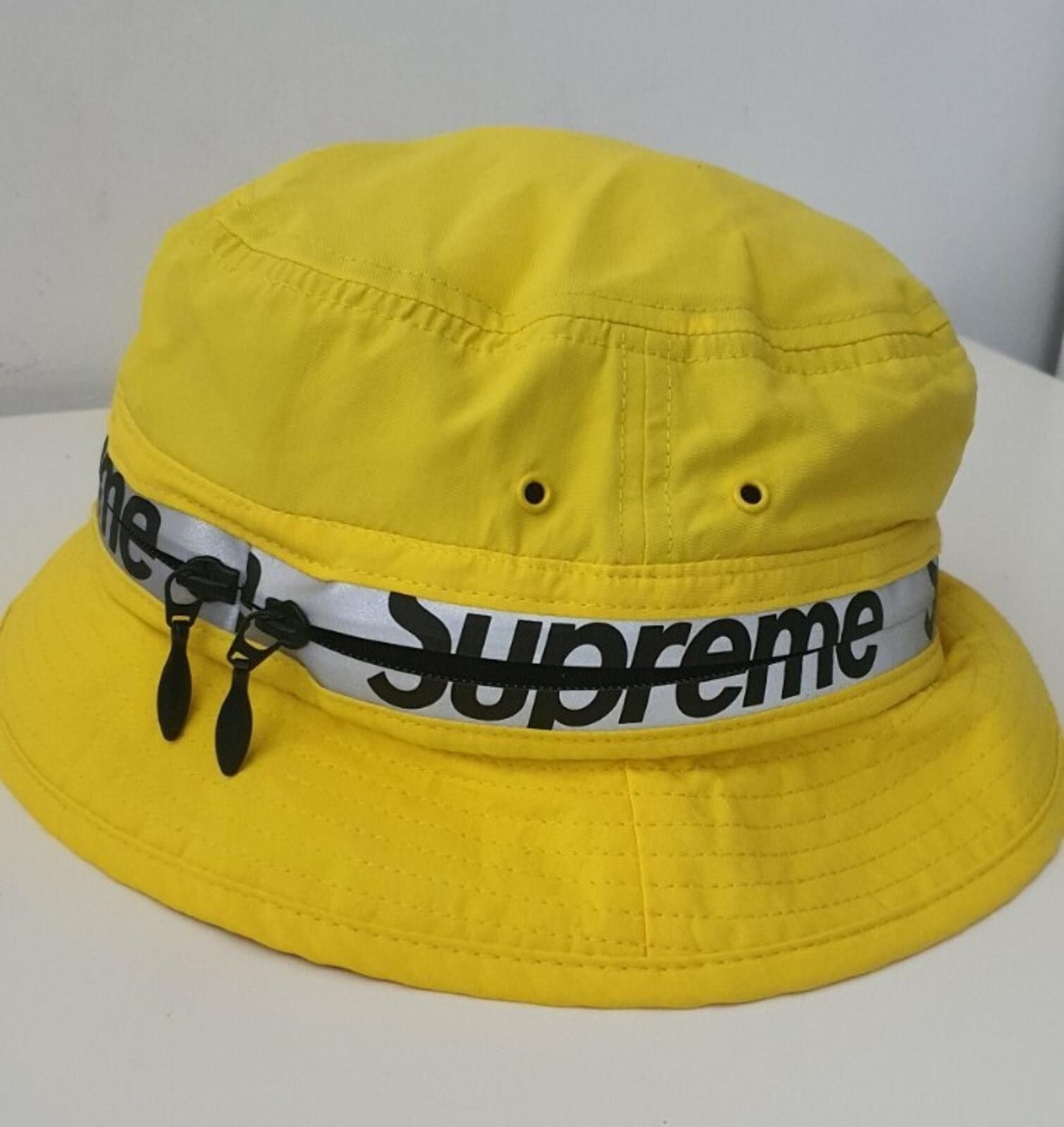 Supreme Supreme knit logo Crusher s/m | Grailed