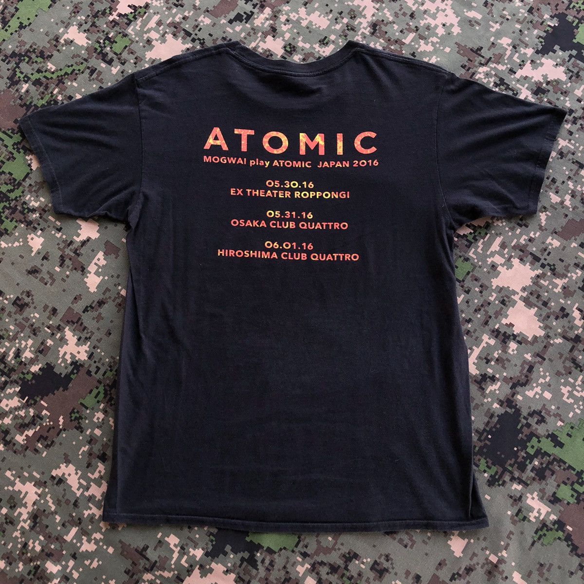 Band Tees Mogwai Atomic Japan Tour 2016 Tshirt Size US L / EU 52-54 / 3 - 3 Thumbnail