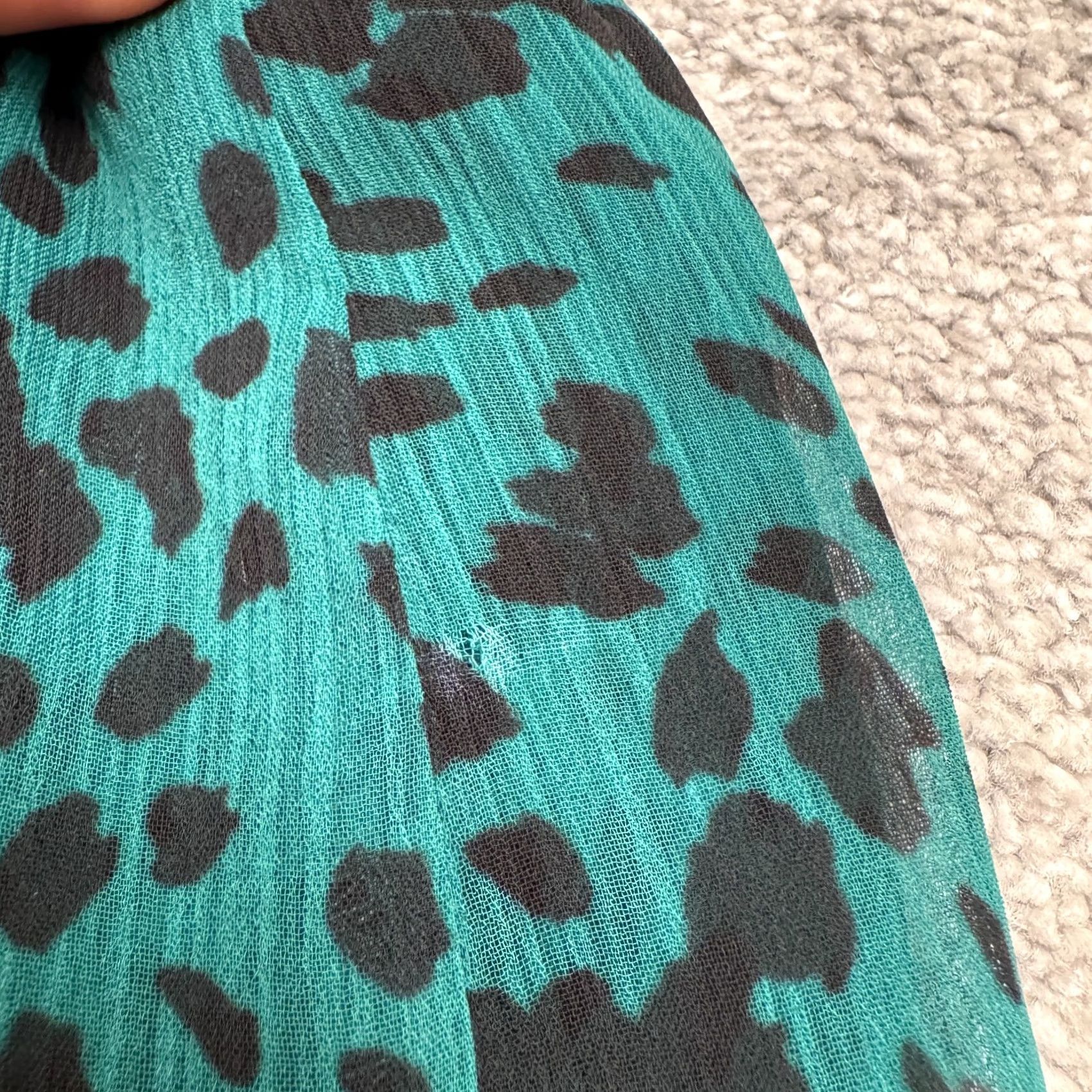 AQUA Aqua Leopard Animal Print Smocked A-Line Mini Dress Womens Small Teal Black Shirt? Size S / US 4 / IT 40 - 6 Thumbnail