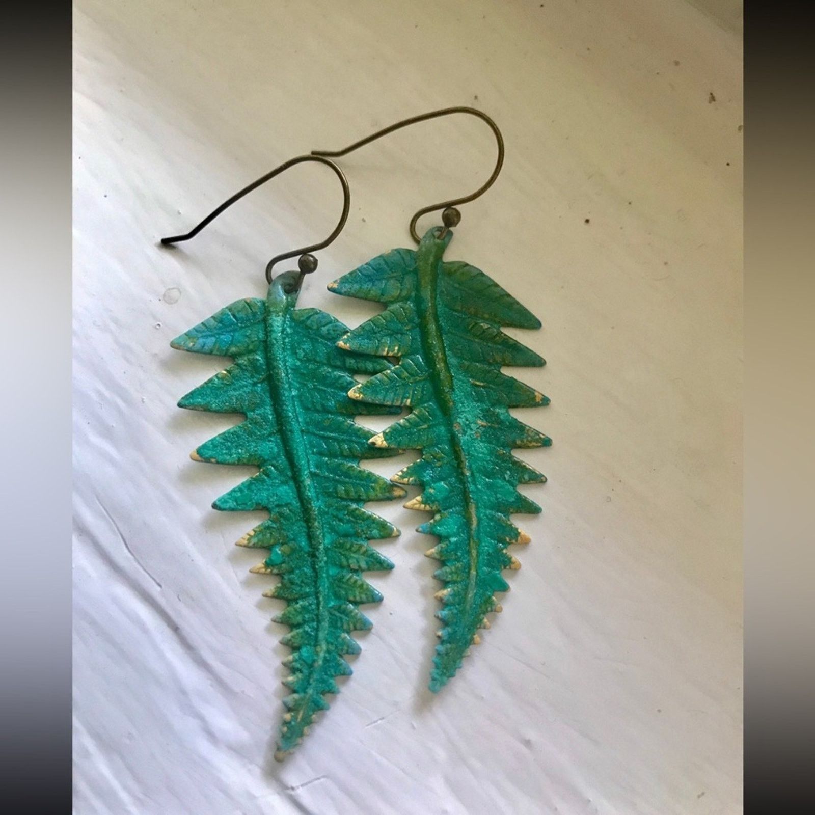Handmade Green Leaf Earrings Size ONE SIZE - 2 Thumbnail