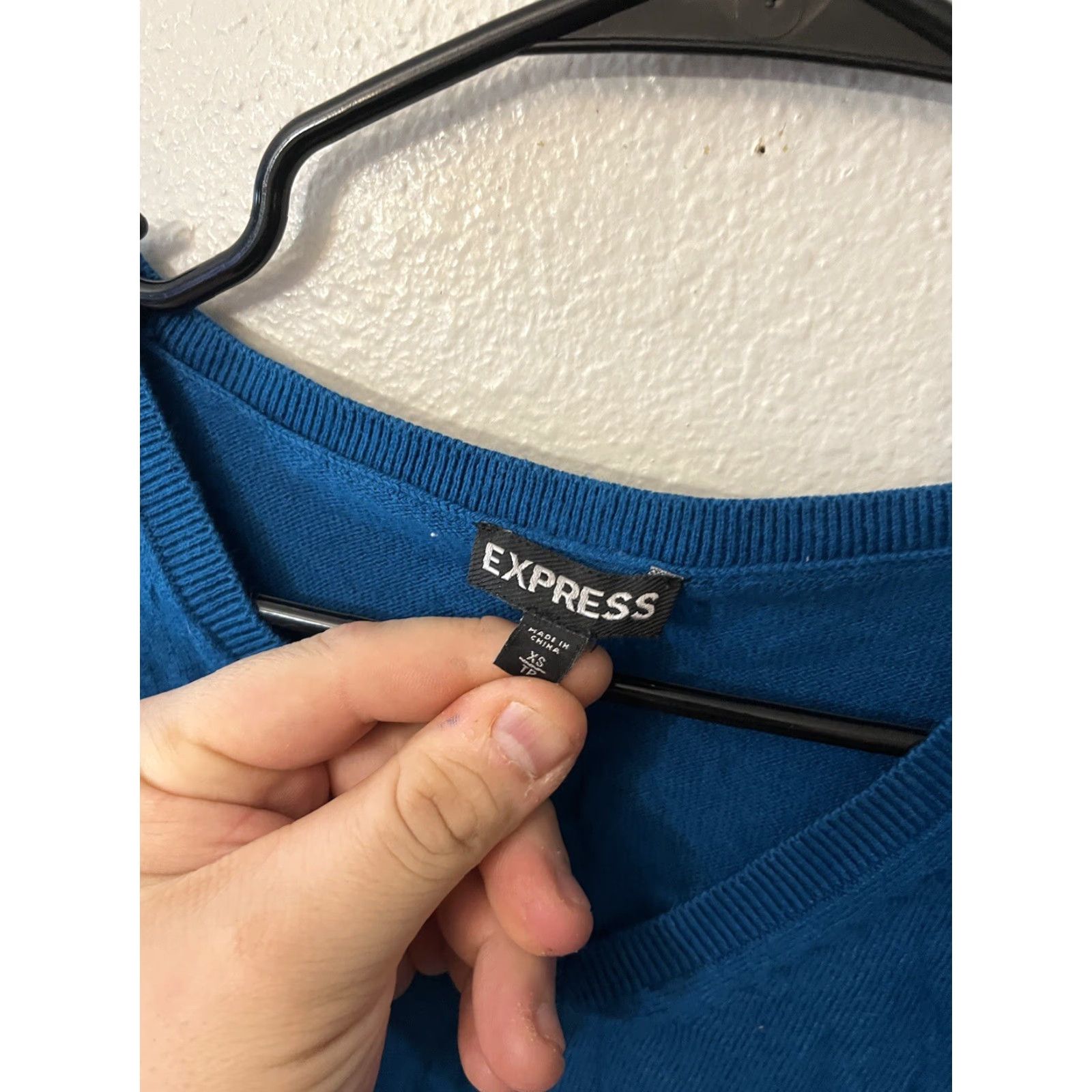 Express Express Womens XS Blue Round Neck Solid 3/4 Sleeve Sweater Top Solid Size XS / US 0-2 / IT 36-38 - 2 Thumbnail