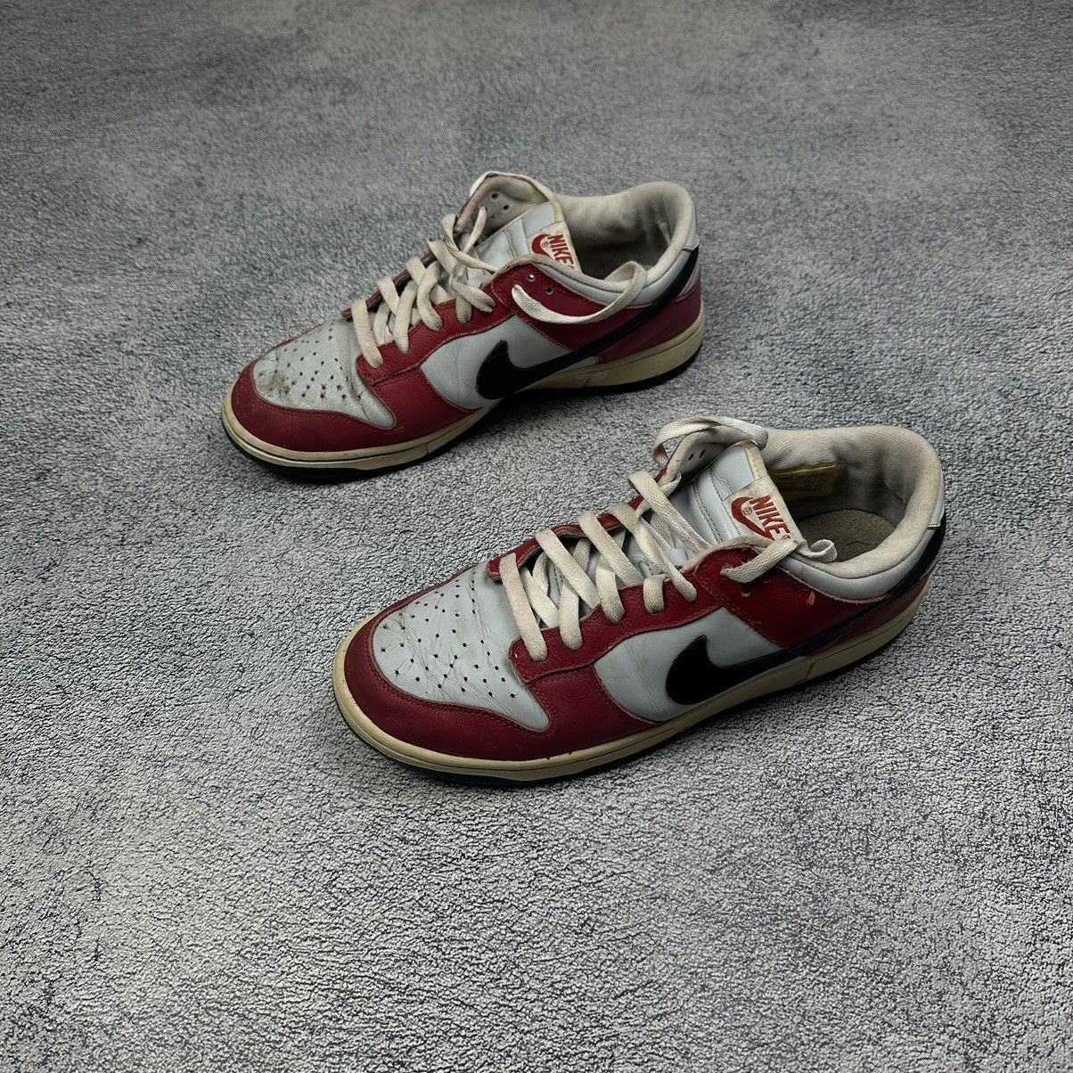 Nike × Vintage Rare! Vintage 2005 Nike Dunk Low Red Sail Black Chicago Size US 10 / EU 43 - 2 Thumbnail