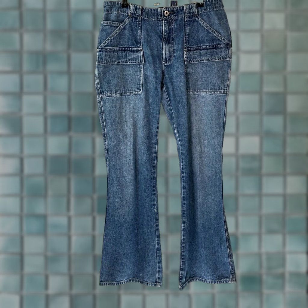 Gap VINTAGE Gap 1969 Denim Jeans Wide-Leg Womens Size 10 Blue 32x32 90s Bohemian Retro Distressed- Free? Size 32" / US 10 / IT 46 - 1 Thumbnail