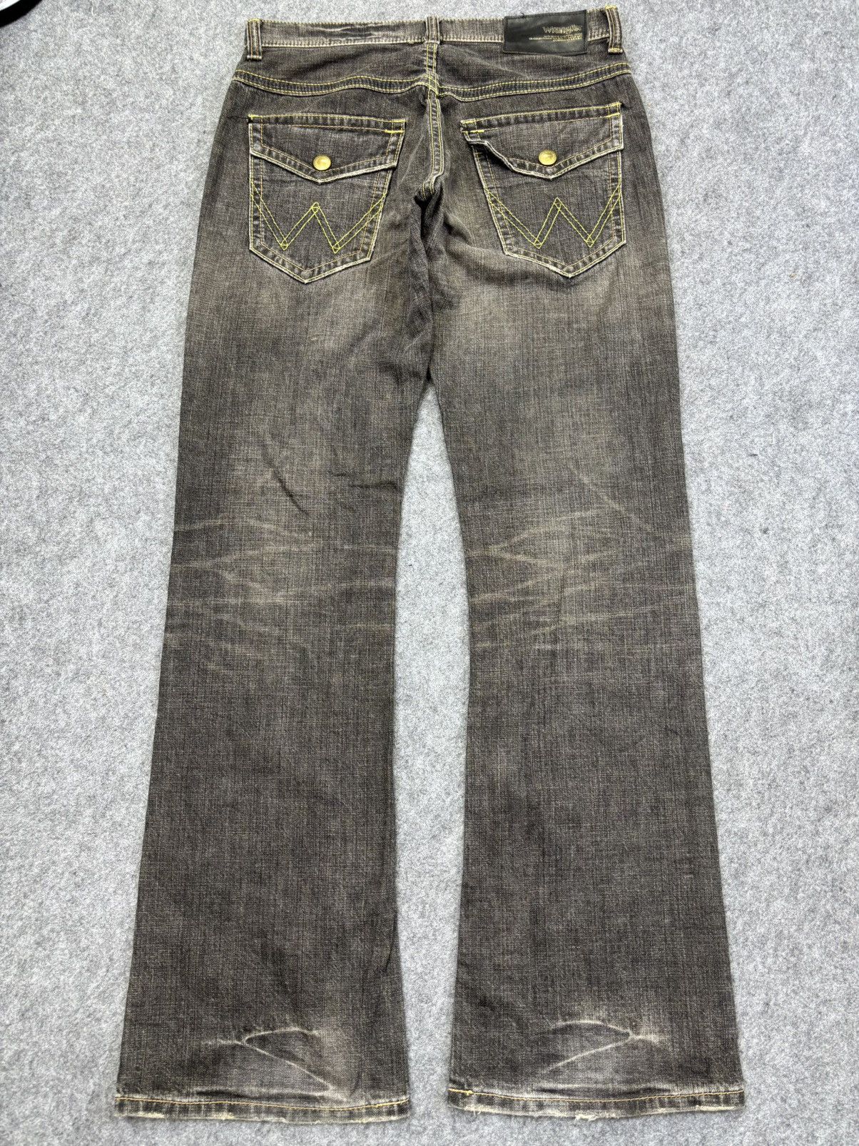 Wrangler 💥Flare💥Insane 90s Style Wrangler Mudwash Flare Denim F917 Size US 32 / EU 48 - 16 Thumbnail