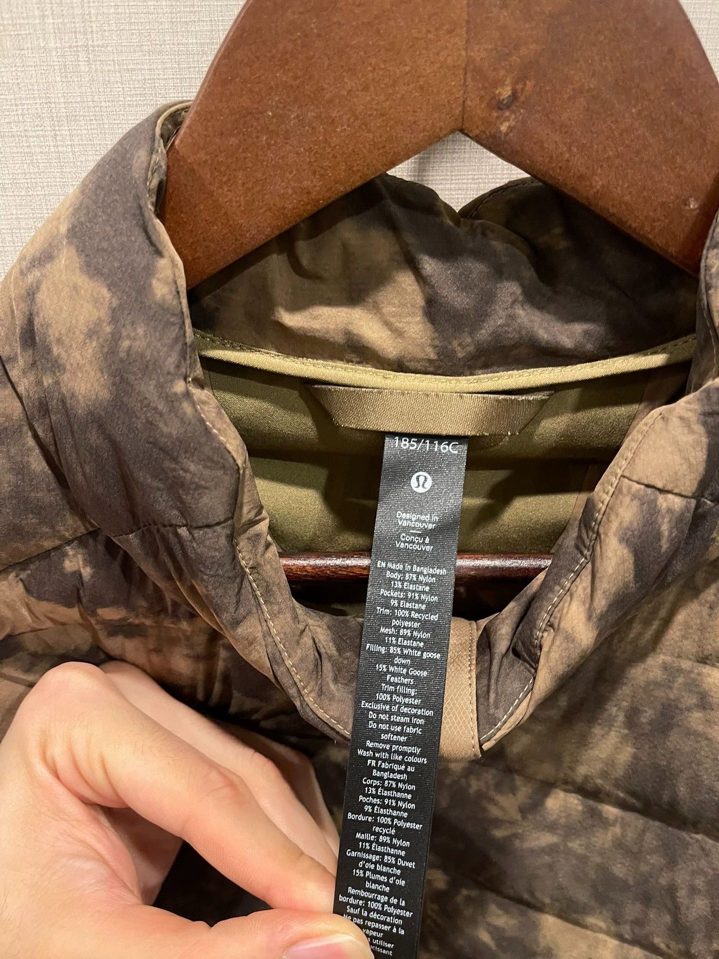 Lululemon lululemon camo P棉 puffer jacket XL like new Size US XL / EU 56 / 4 - 4 Thumbnail