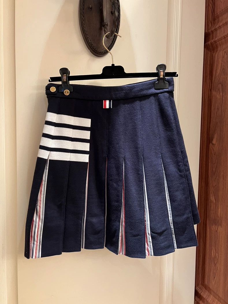Thom Browne Thom Browne skirt Size 25" / US 0 / IT 36 - 2 Thumbnail