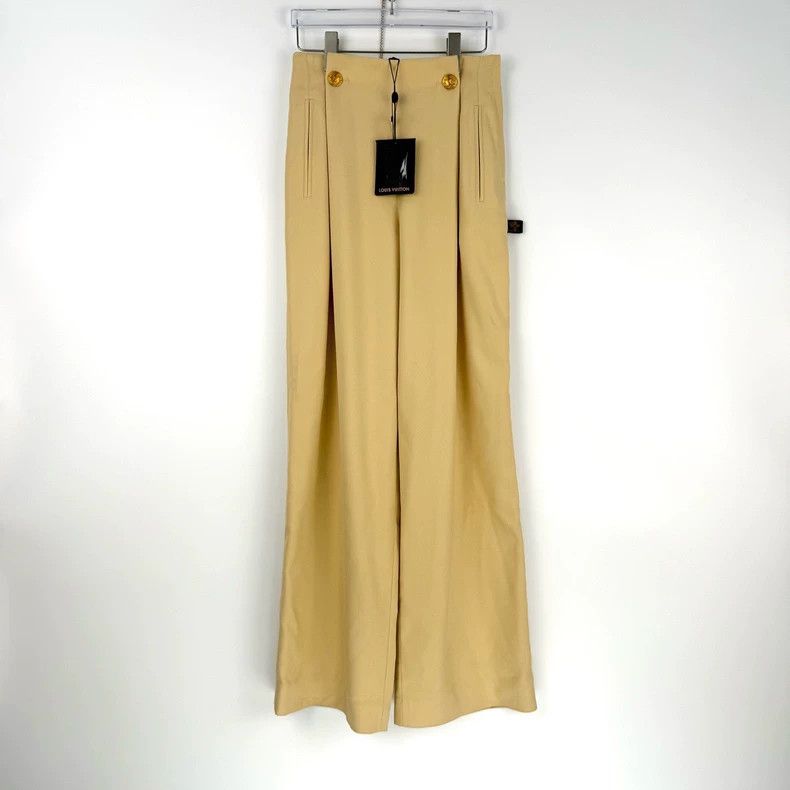 Louis Vuitton Louis Vuitton Beige printed leather label viscose and sheep Size 33" - 3 Thumbnail
