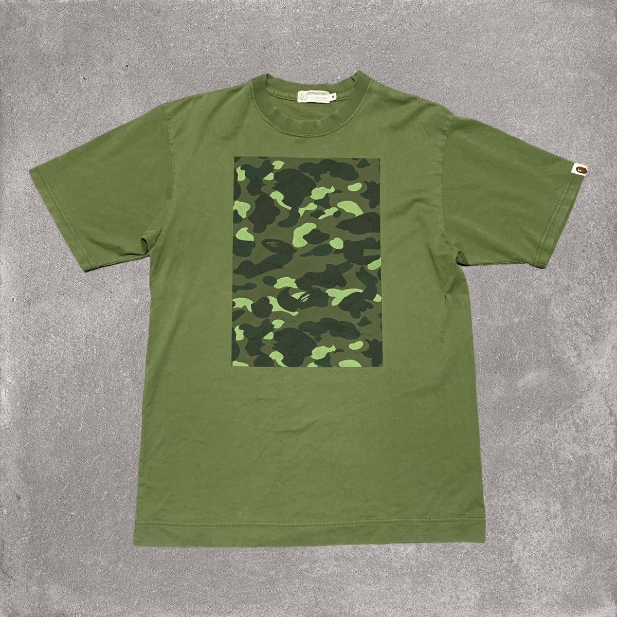 Bape Bape Medium Green Camo Archive Tee A Bathing Ape Vintage Size US M / EU 48-50 / 2 - 1 Thumbnail