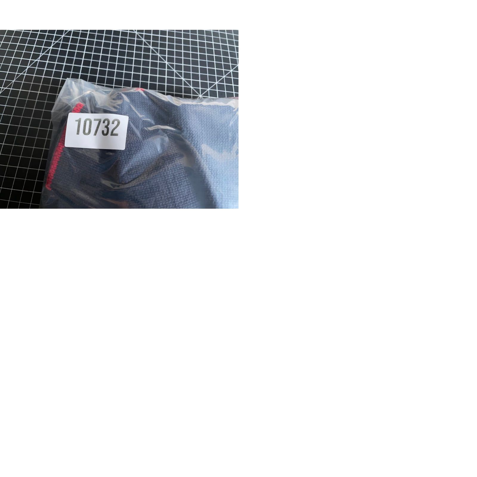 Jantzen VINTAGE Jantzen Sweater Diamond Pattern Knitted Crew Neck Men Large Blue 90s Golf Motif Heavyweight Pullover Knit Cotton Casual Skinner Size US L / EU 52-54 / 3 - 9 Thumbnail