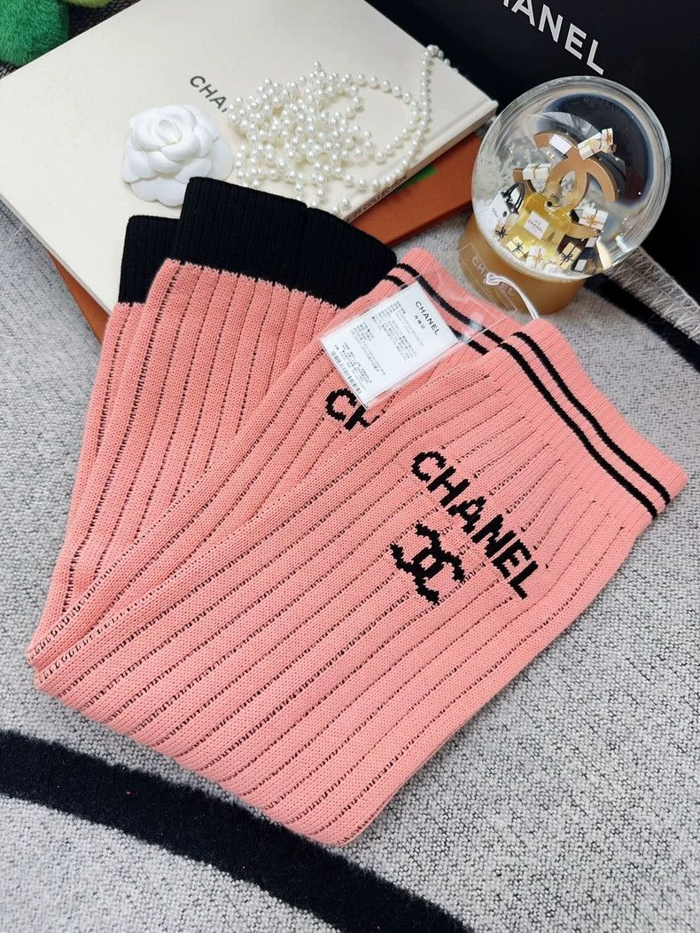 Chanel Chanel 24C Pink Striped Leg Warmers- dmc Size ONE SIZE - 1 Thumbnail