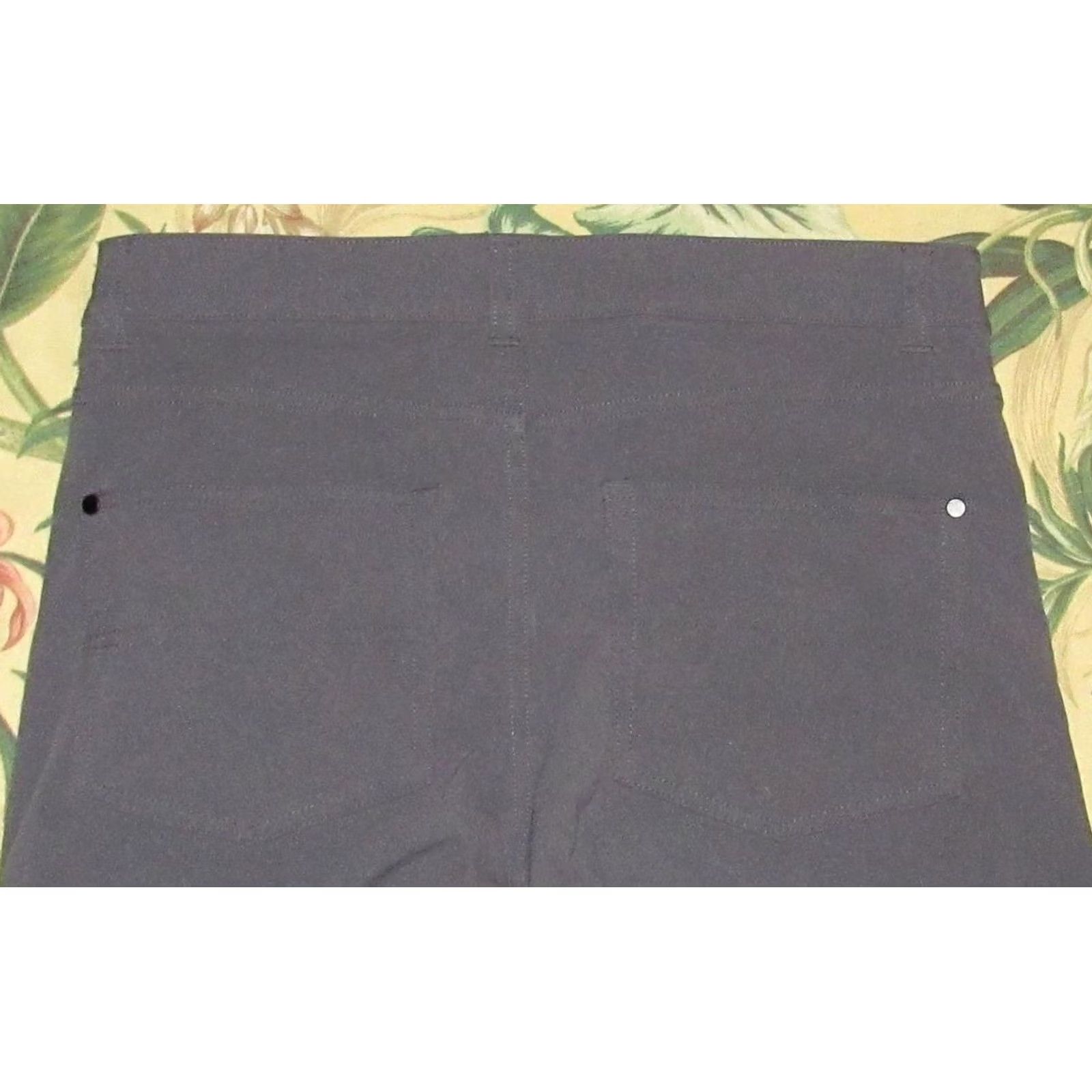 Vintage WESTERN RISE Grey AT Chino Pants 31 x 30 Mens Chino Pants 31 30 Grey 97% Nylon 3% Spandex Size US 31 - 4 Thumbnail