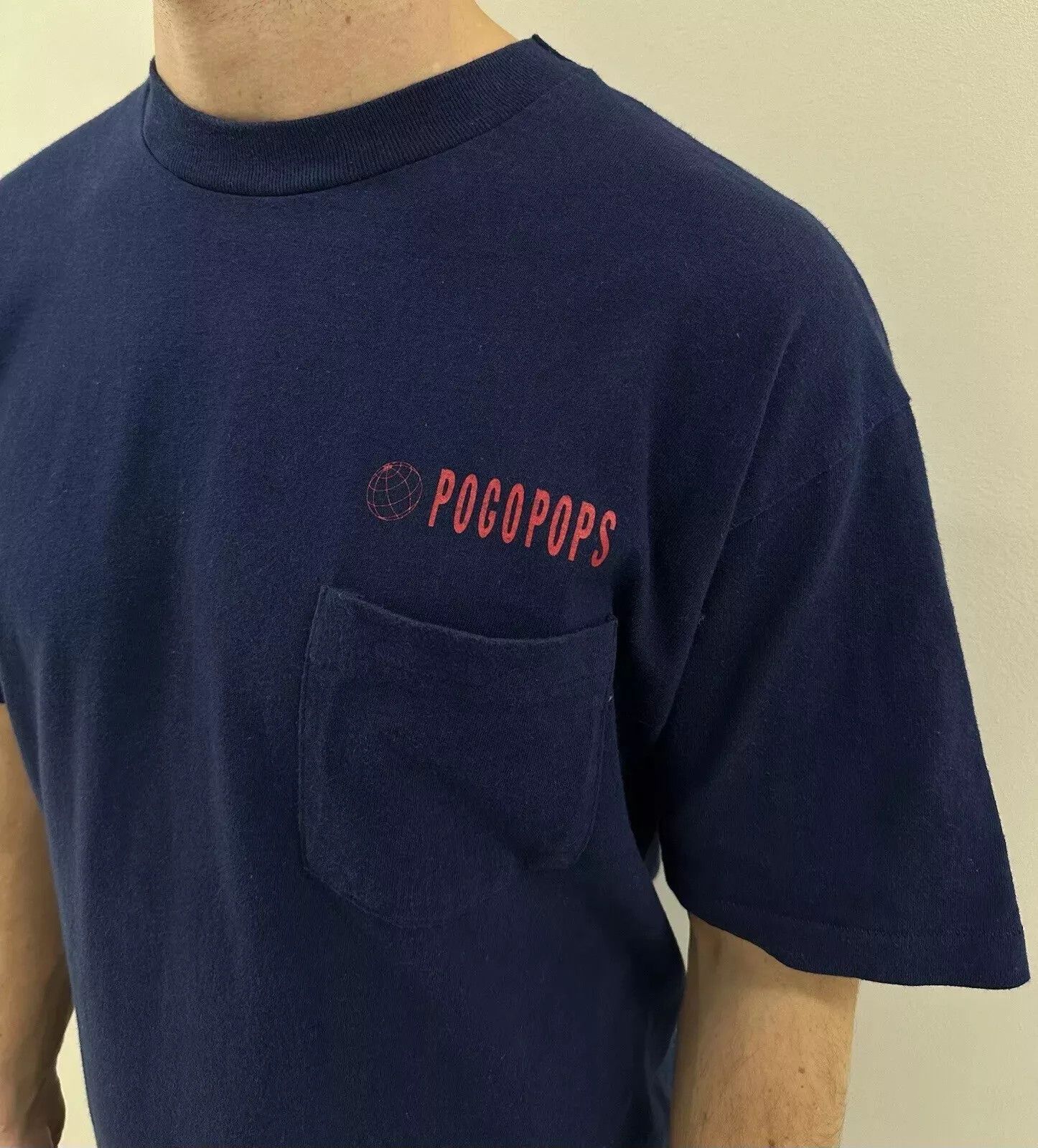 Hanes VINTAGE 1990s POGO POPS NORWAY BAND SHIRT POP SINGLE STITCH Size US L / EU 52-54 / 3 - 3 Thumbnail