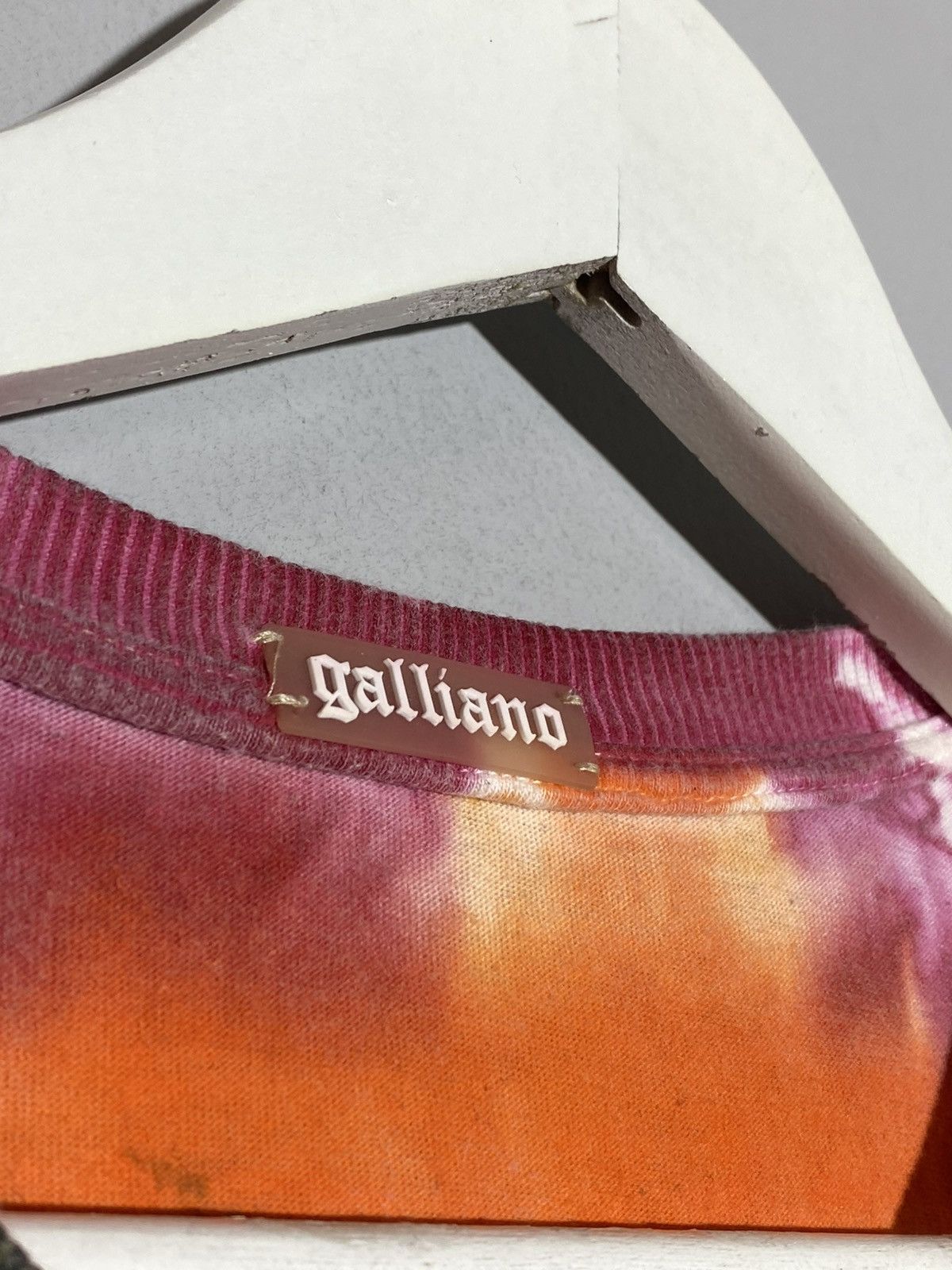 John Galliano John Galliano Newspaper Gazette Tie Dye T-shirt Size US XL / EU 56 / 4 - 10 Thumbnail