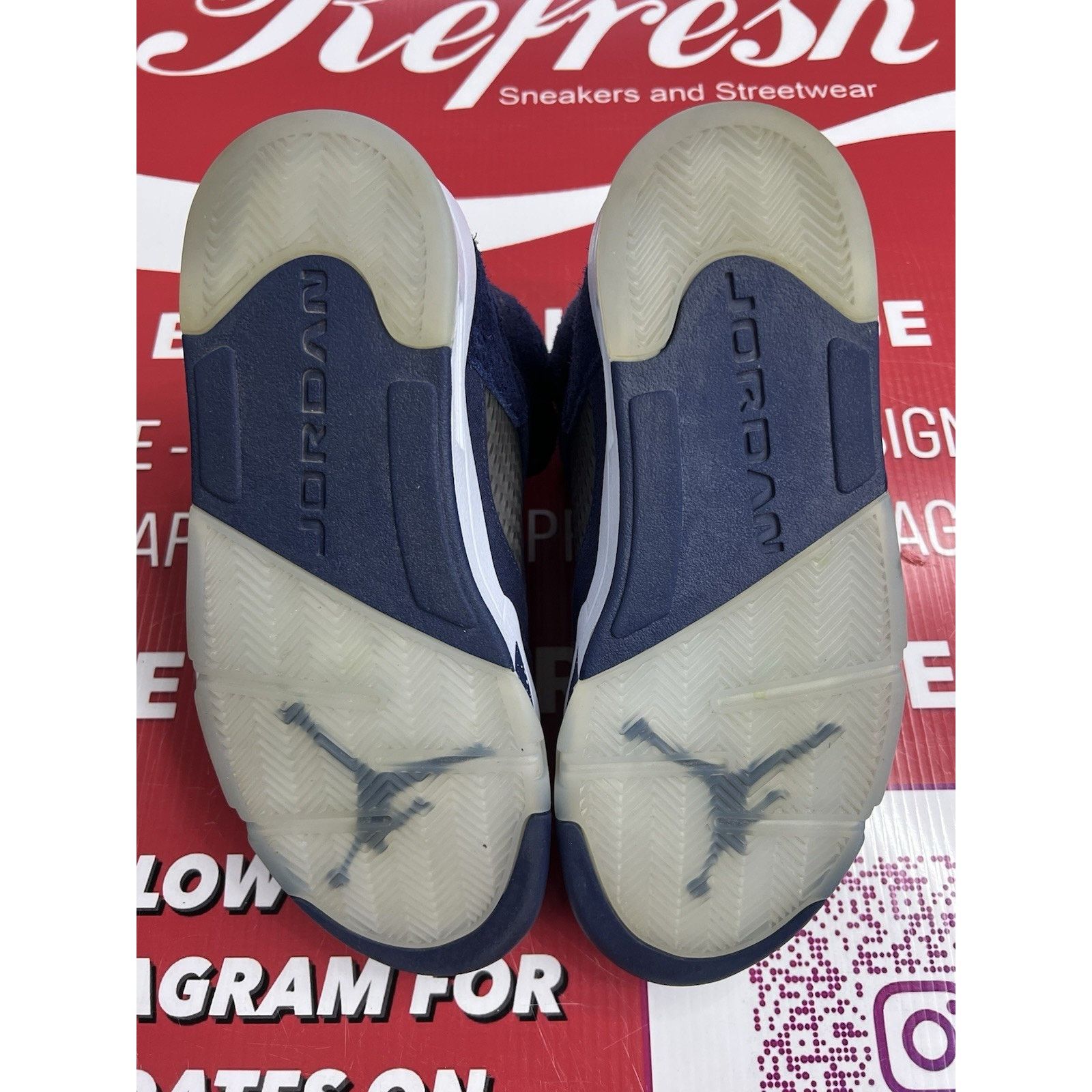 Jordan Brand Air Jordan 5 Retro Midnight Navy Size 8.5 (FD6812-400) Size US 8.5 / EU 41-42 - 6 Thumbnail
