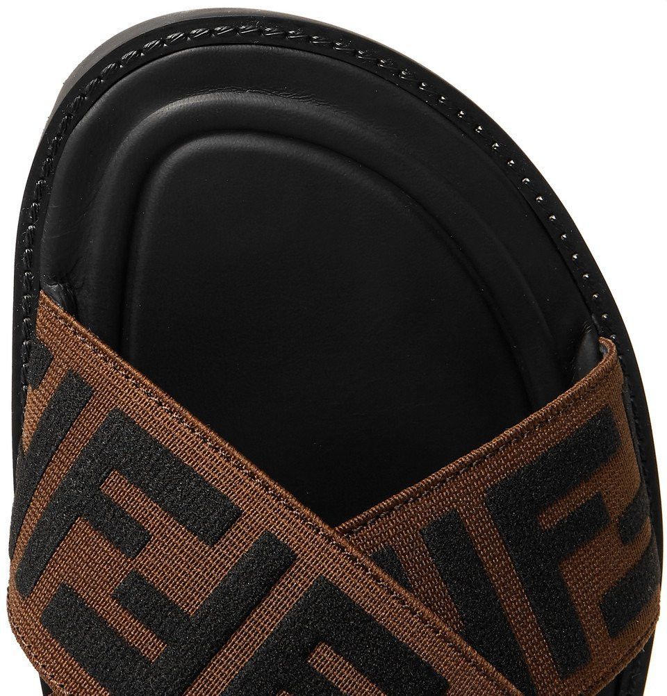 Fendi o1B3y1r0326 Slippers in Chocolate Brown/Black Size US 10 / EU 43 - 4 Thumbnail