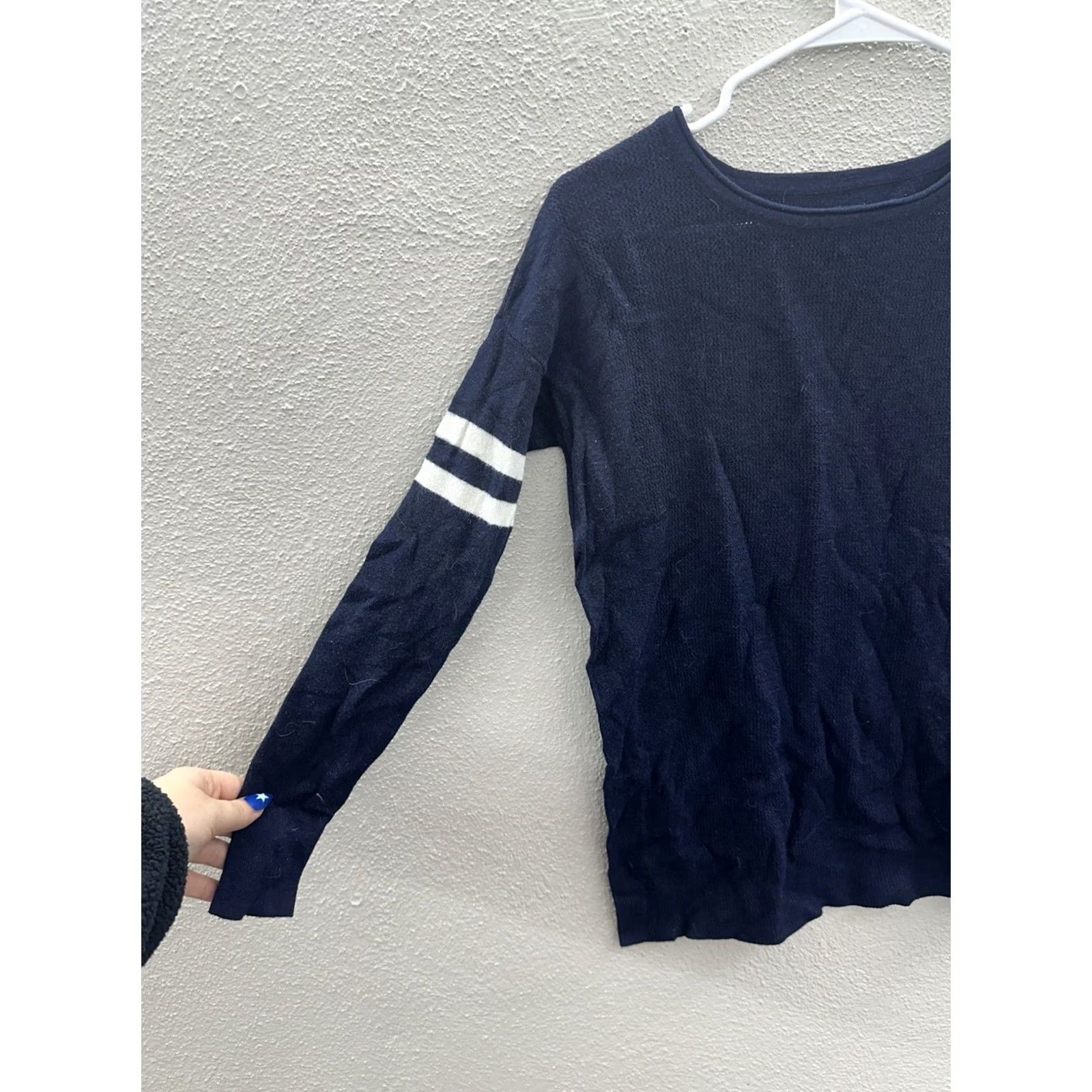 American Eagle Outfitters American Eagle Shirt Womens Small Blue Long Sleeve Ahh-Mazingly Soft Size Size S / US 4 / IT 40 - 2 Thumbnail