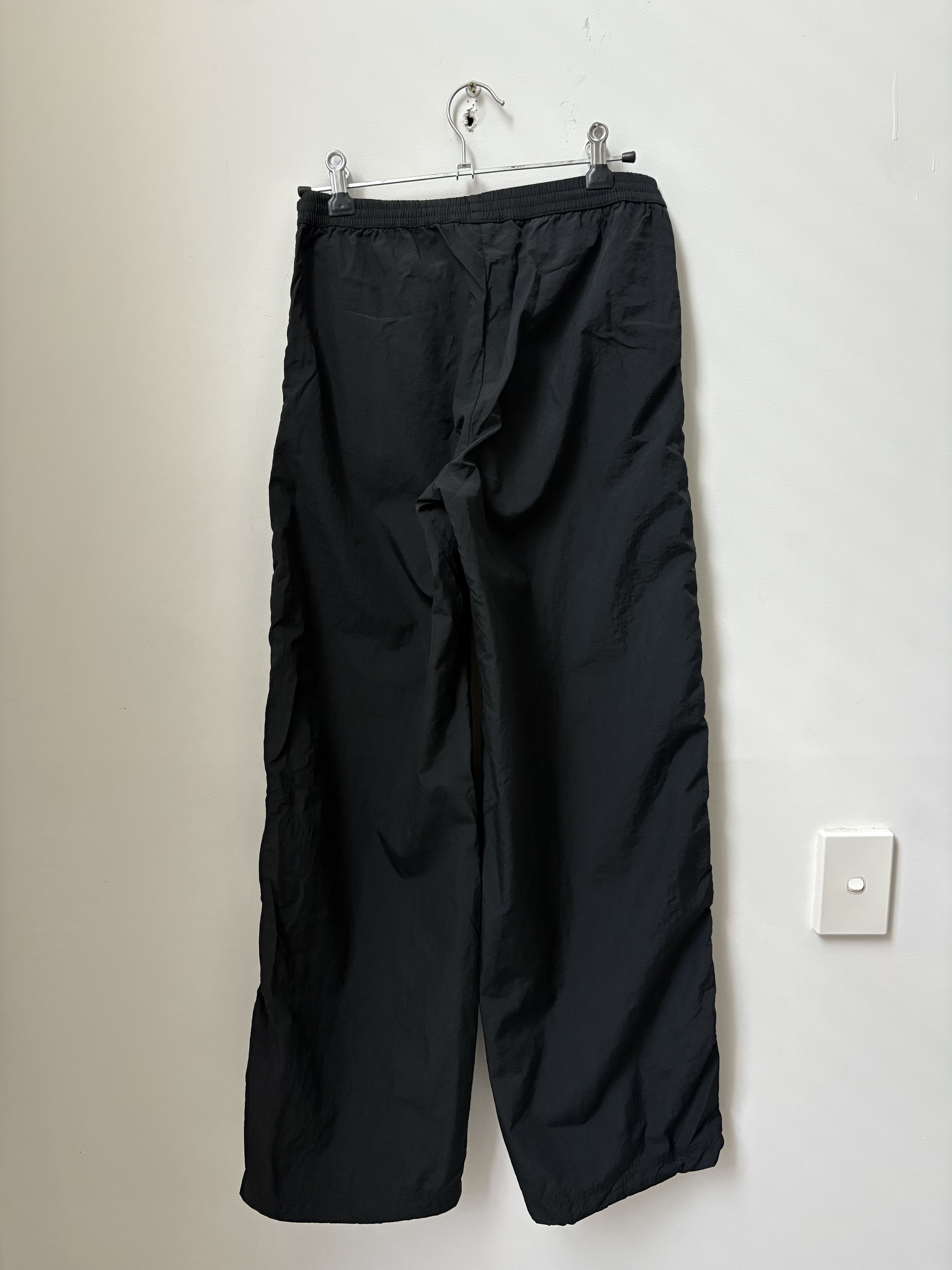 Weekday Simona Track Trouser Size 24" / US 00 / IT 34 - 3 Thumbnail