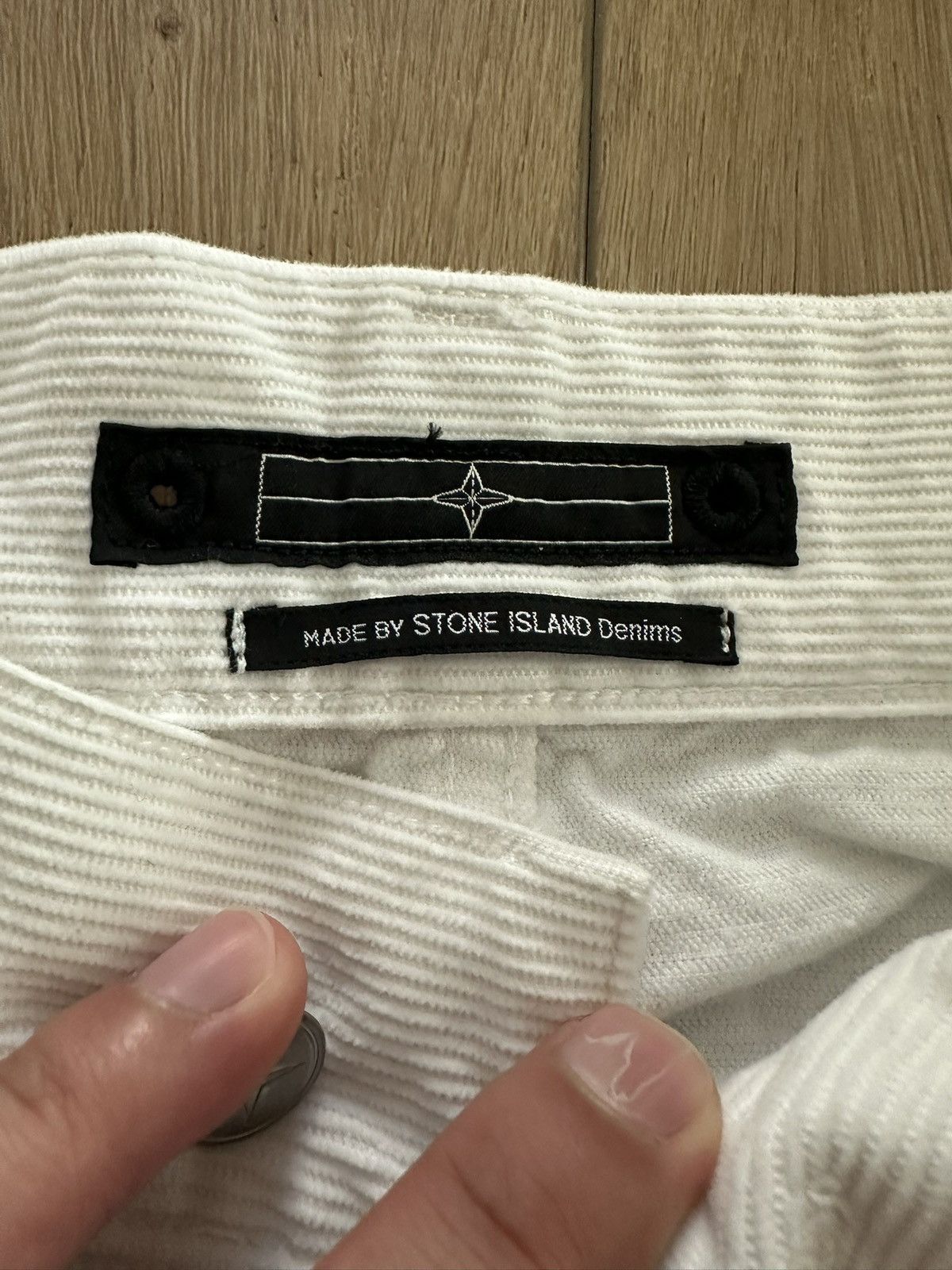 Stone Island Stone Island White Denim pants Size US 32 / EU 48 - 2 Thumbnail
