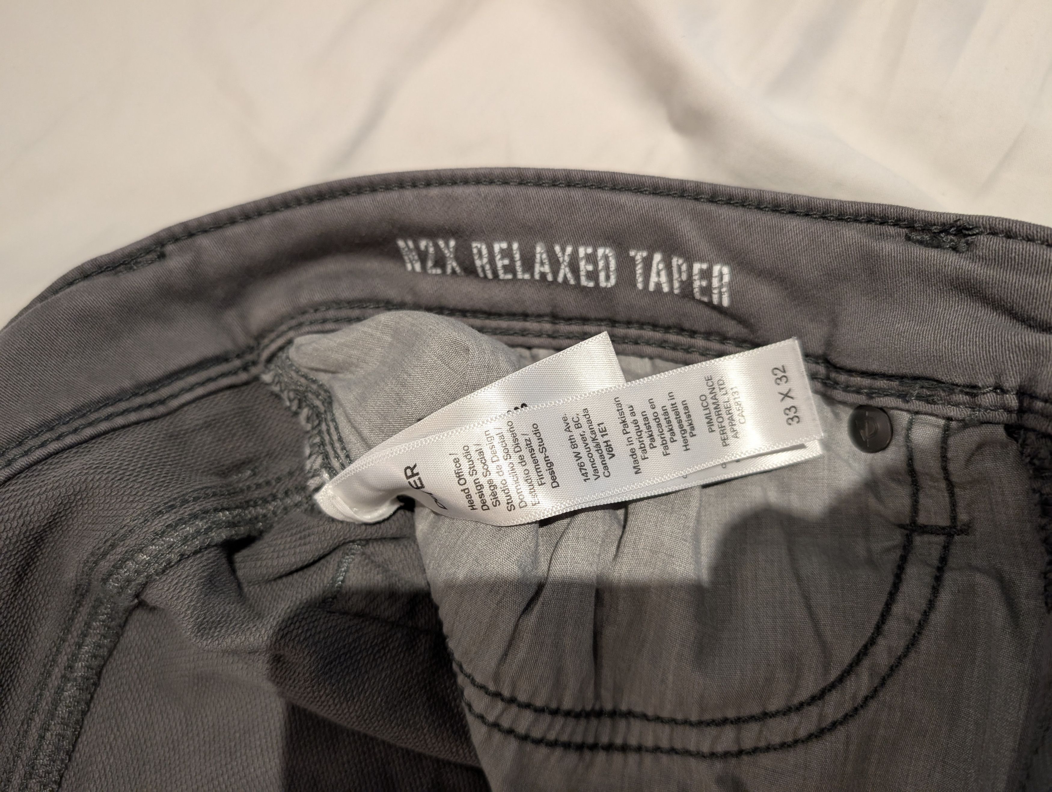 DUER No Sweat Relaxed Taper Gull Size US 33 - 6 Thumbnail