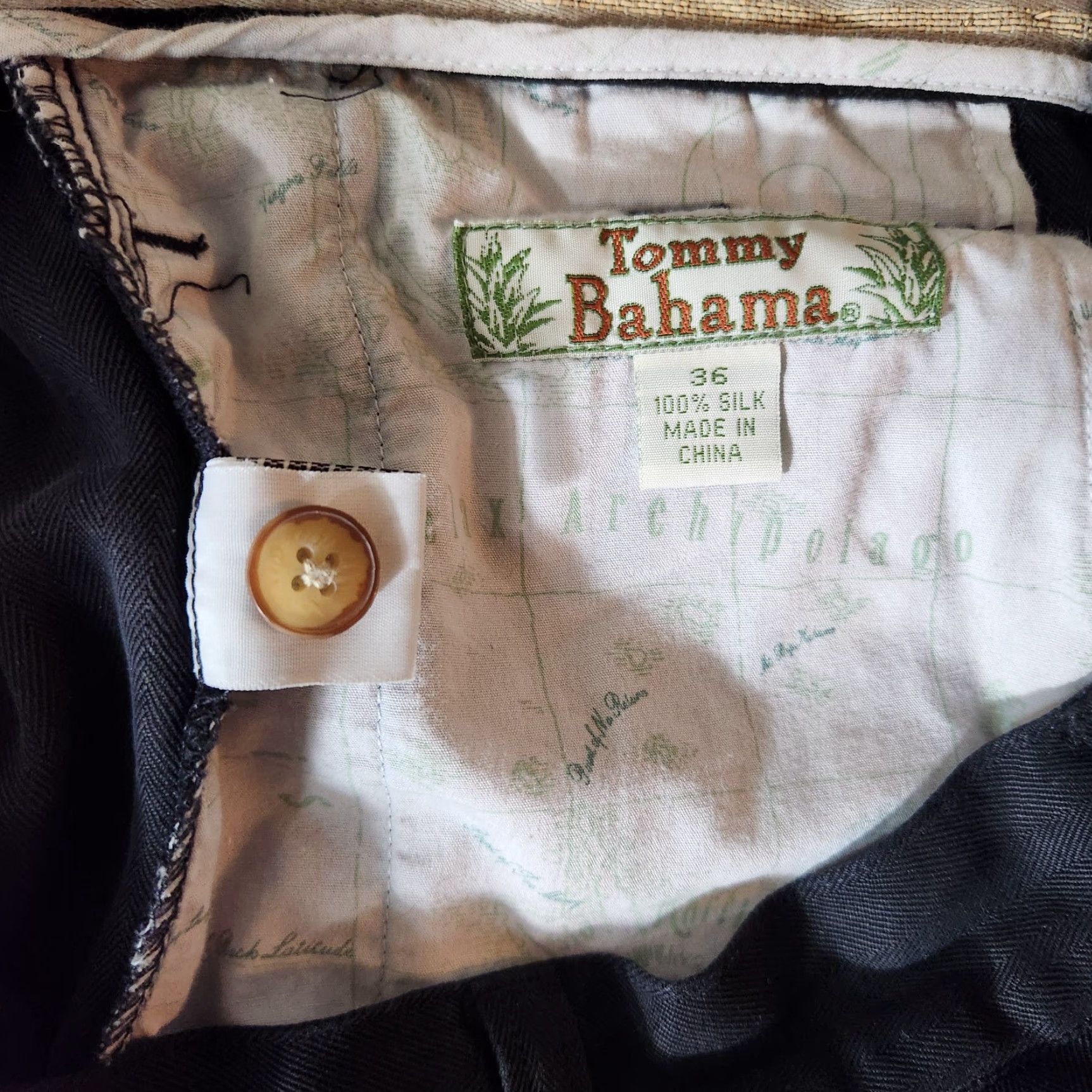 Tommy Bahama Tommy Bahama Mens Dress Pants |36| Black 100% Silk Pleated Front Pockets Belt Loops Straight Inseam 30" Size US 36 / EU 52 - 7 Thumbnail