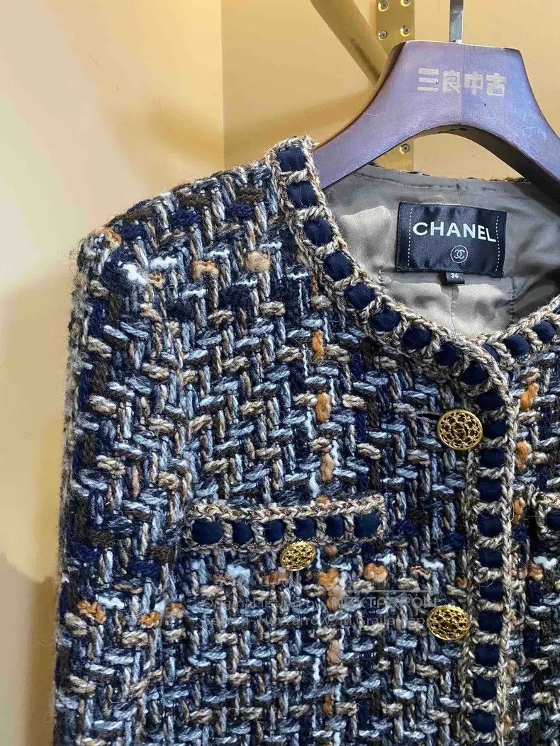 Chanel Chanel Roman four-pocket jacket Size XS / US 0-2 / IT 36-38 - 3 Thumbnail