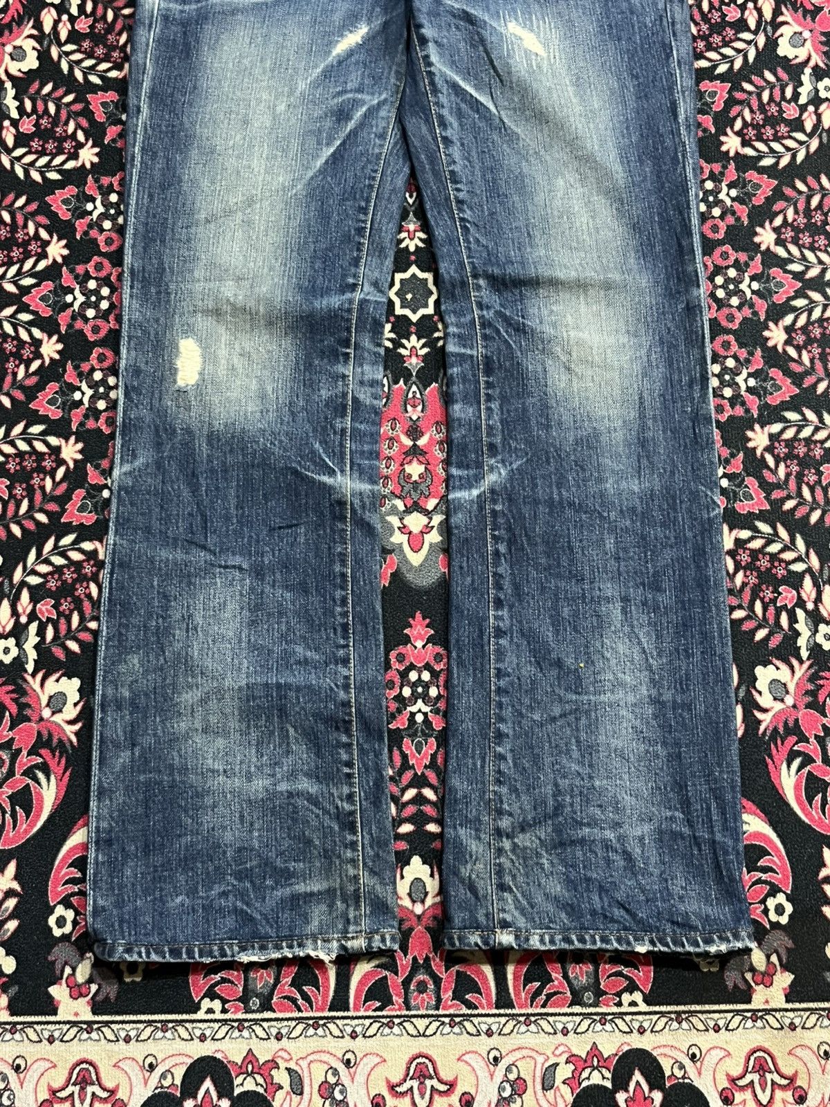 AG Adriano Goldschmied Adriano Goldschmied “The Kiss” Slim Straight Blue Faded Jean Size 27" / US 4 / IT 40 - 10 Thumbnail