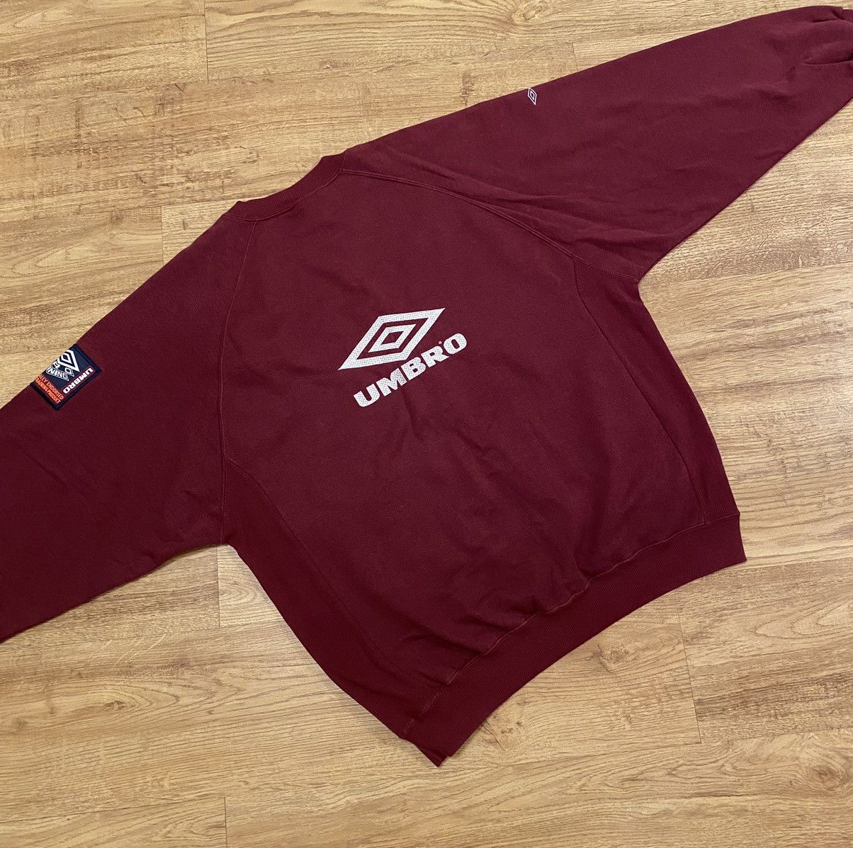 Umbro Umbro Big Logo Burgundy Sweatshirt x Vintage x Streetwear Size US XL / EU 56 / 4 - 7 Thumbnail