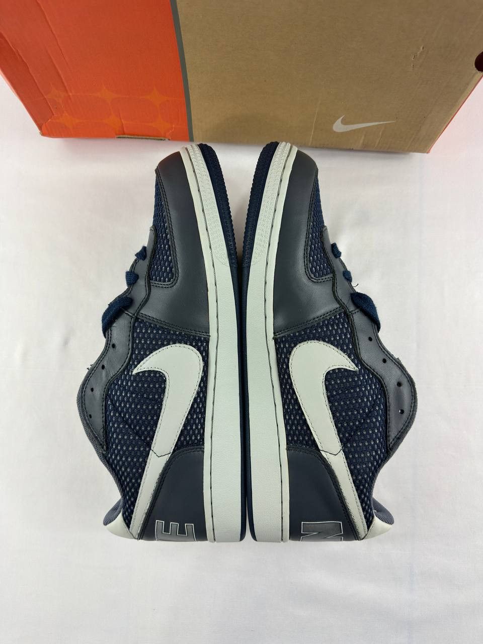 Nike Nike Terminator Low Premium Obsidian 2004 309718-401 Size US 13 / EU 46 - 6 Thumbnail
