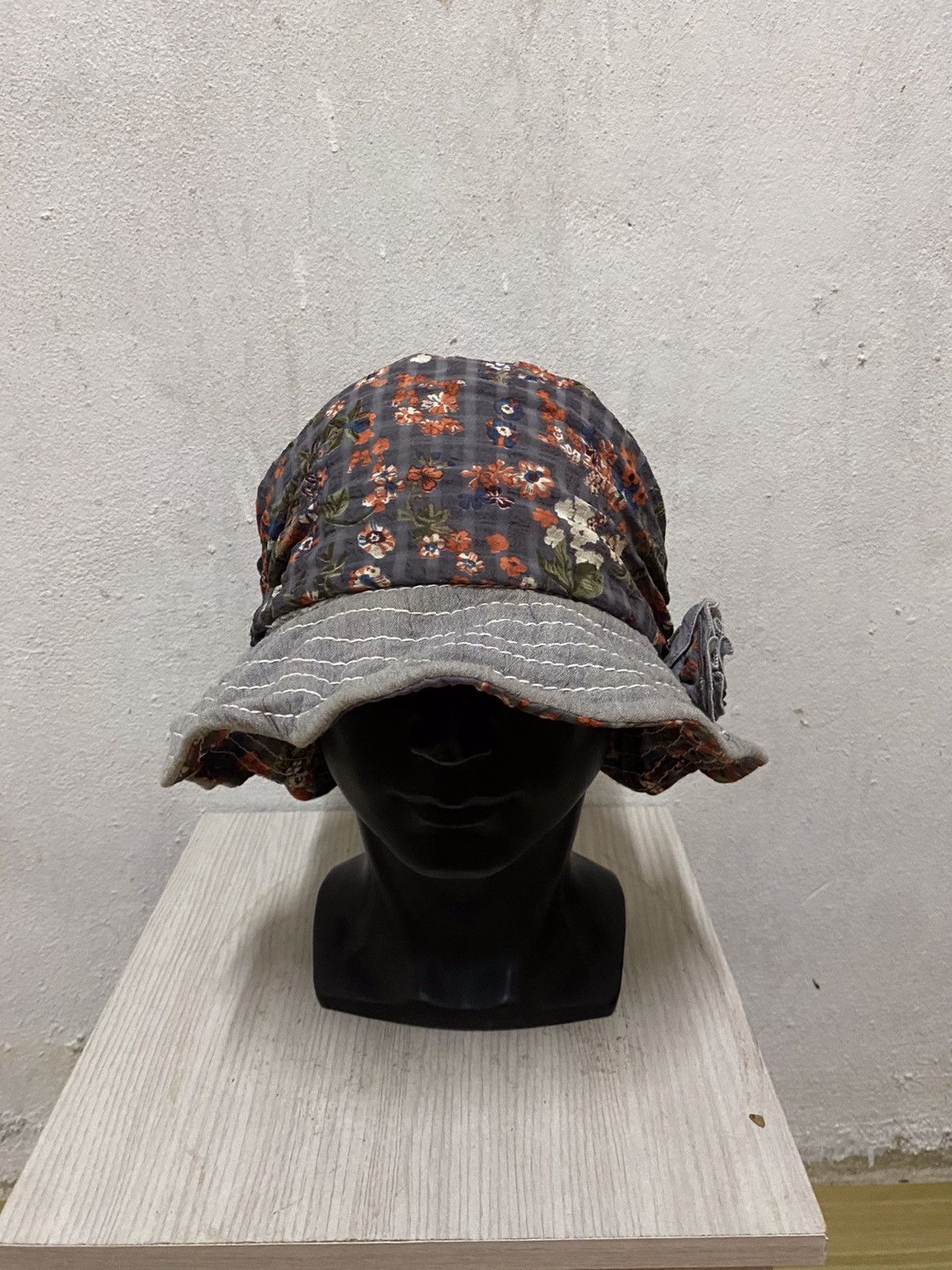 Japanese Brand Japanese Brand Flower Bucket Hat Size ONE SIZE - 2 Thumbnail