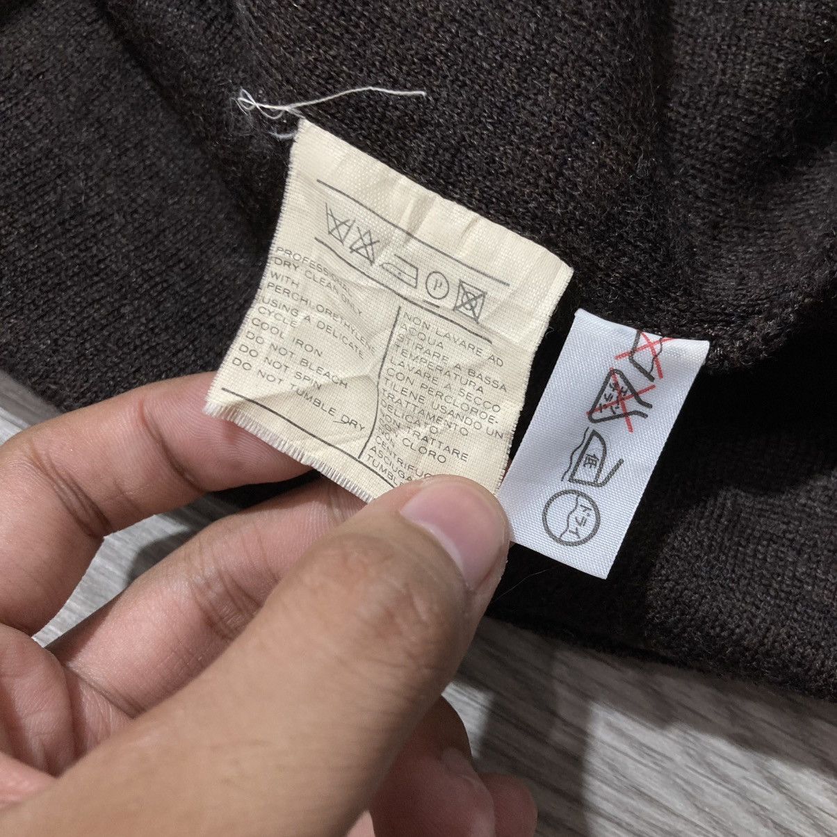 Salvatore Ferragamo 🇮🇹 Salvatore Ferragamo Tank Top Brown Made In Italy Luxury Size US XS / EU 42 / 0 - 14 Thumbnail