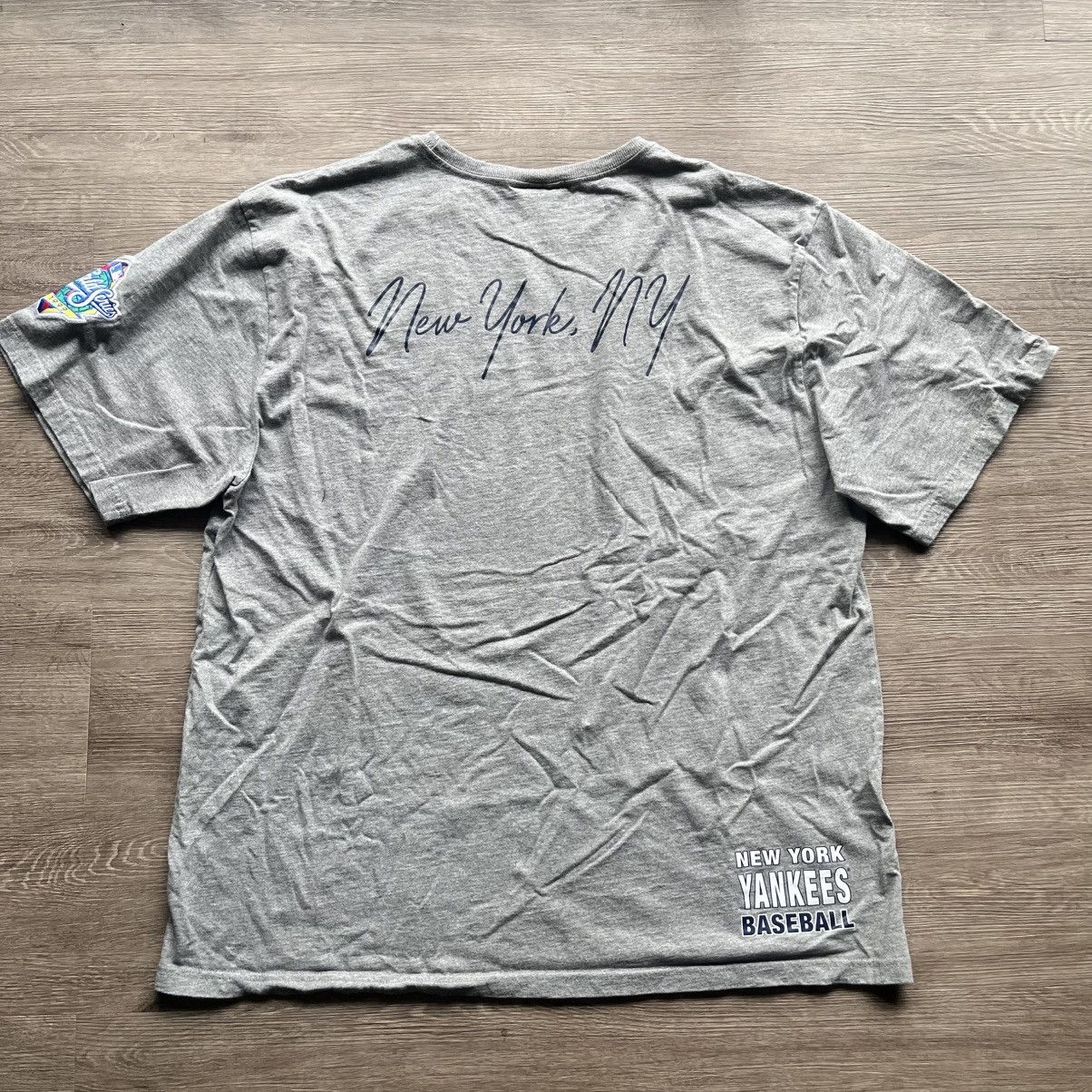 Mitchell & Ness New York Yankees T-shirt Mens Mitchell & Ness Grey Sz XL Size US XL / EU 56 / 4 - 6 Thumbnail