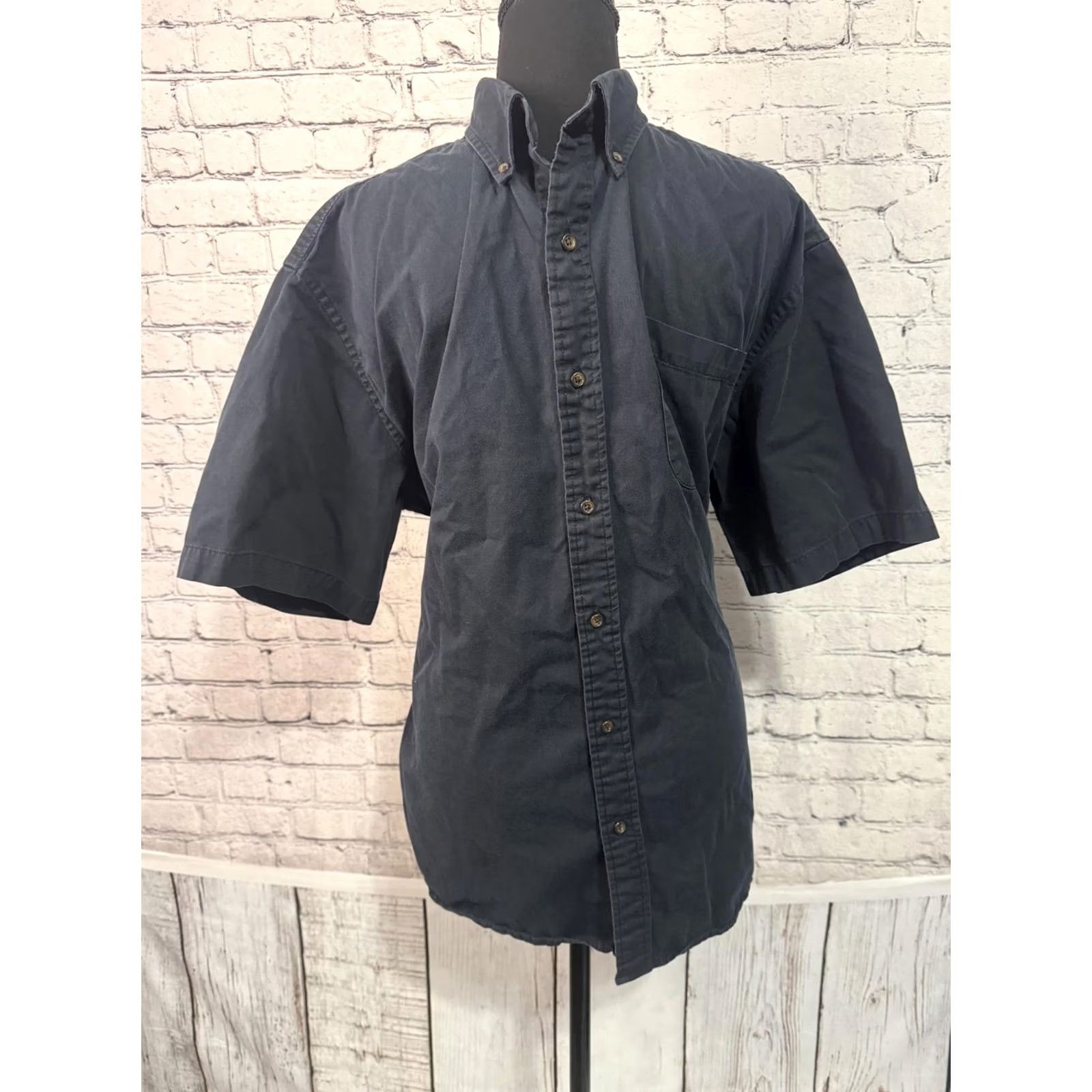Vintage Saddlebred Shirt Button-Up Short Sleeve Men Large Black Solid Casual Button-Down Collar Vintage No Size US L / EU 52-54 / 3 - 6 Thumbnail
