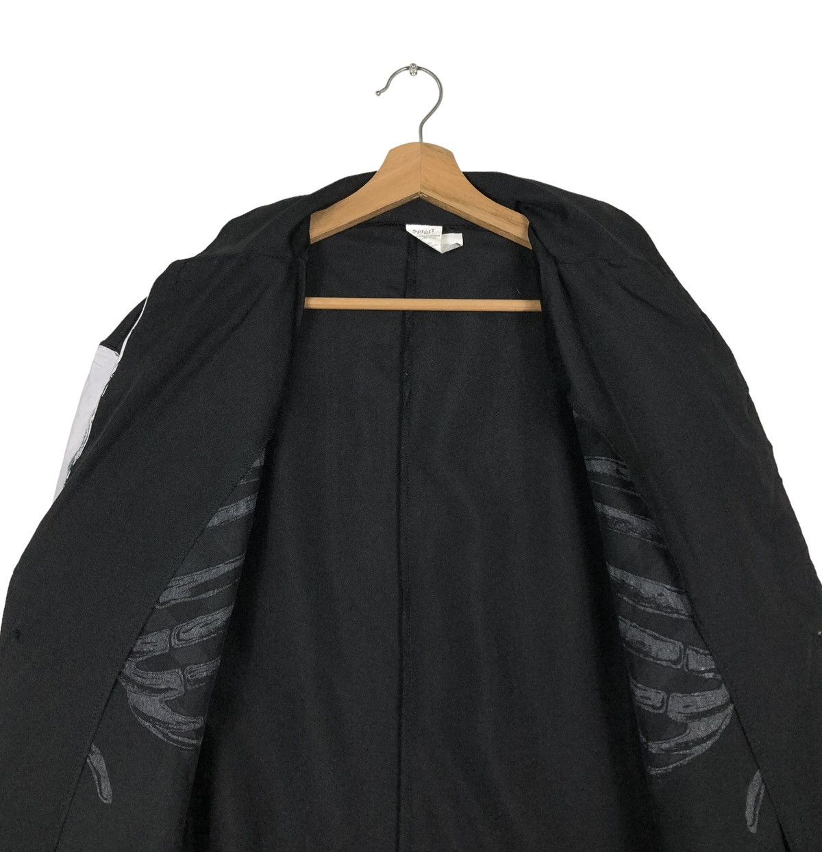 Bones 🔥SPIRIT HALLOWEEN CHORE JACKET SKELETON BONES DESIGN Size US M / EU 48-50 / 2 - 14 Thumbnail