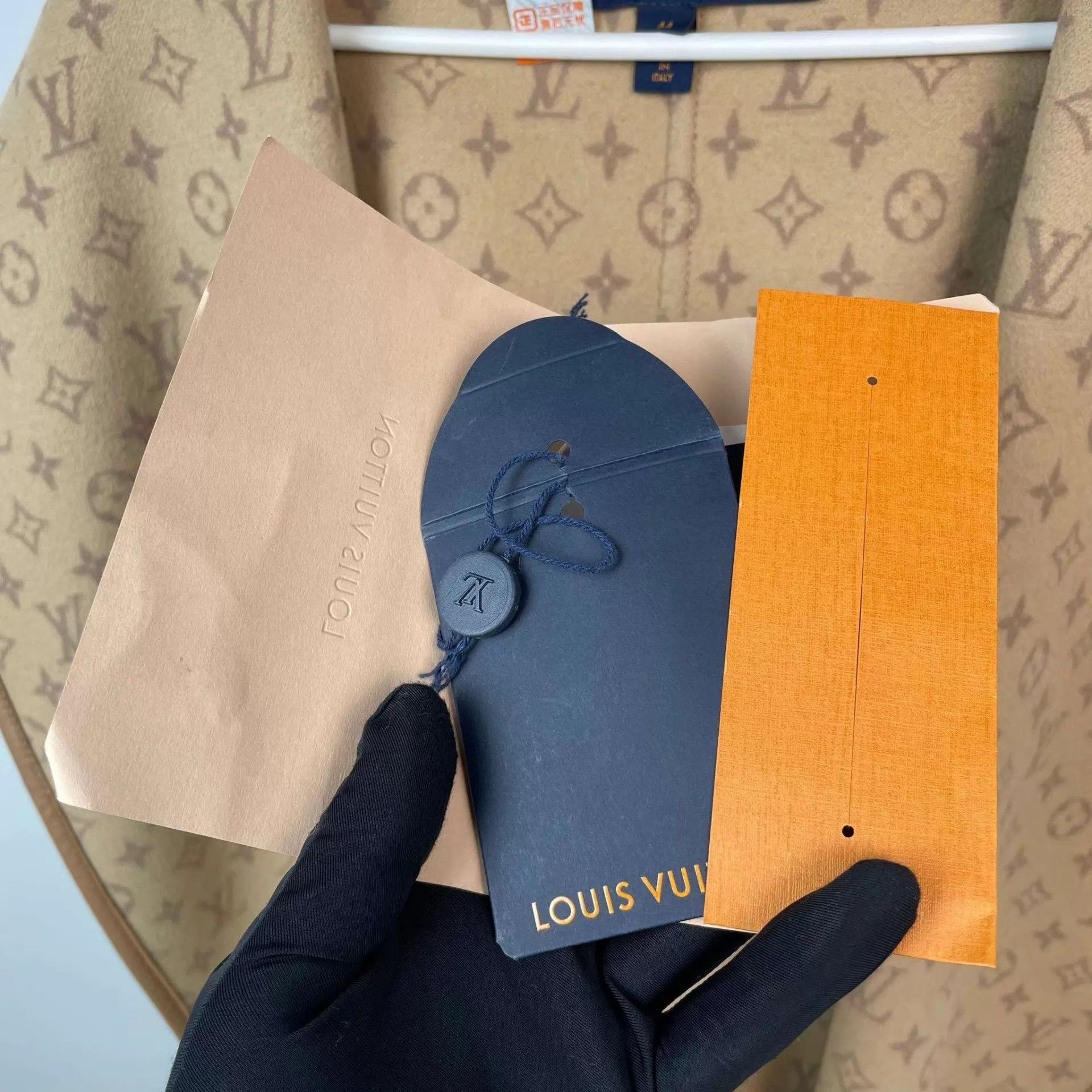 Louis Vuitton lv cashmere coat brown Size L / US 10 / IT 46 - 3 Thumbnail