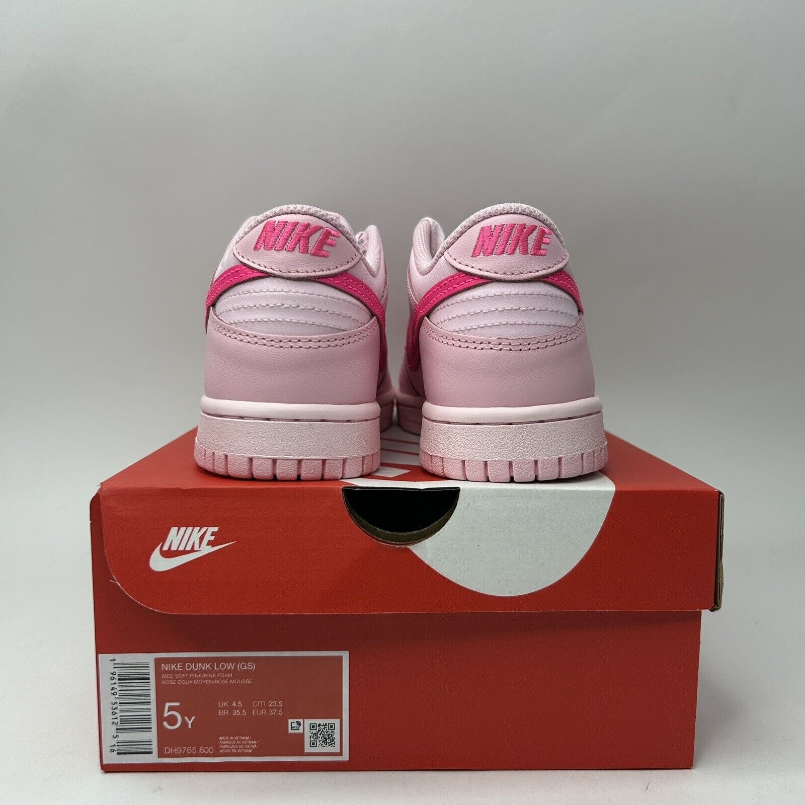 Nike Nike Dunk Low GS “Triple Pink/Pink Panther” 2023 Size US 6.5 / IT 36.5 - 4 Thumbnail