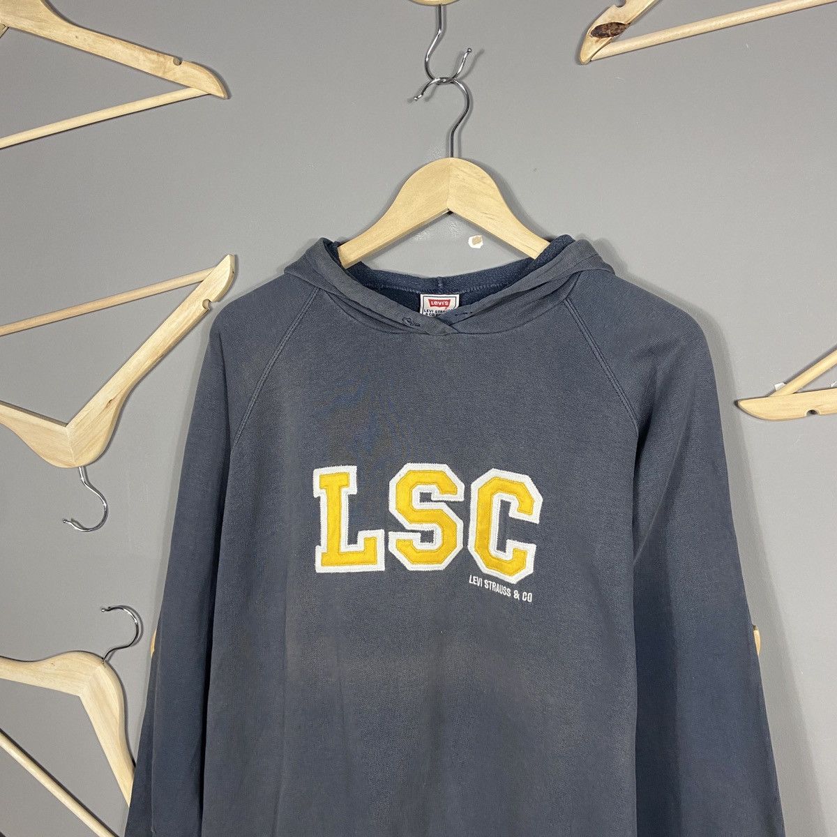 Levi's Levi’s 1980s Vintage Collegiate Faded Hoodie Size US L / EU 52-54 / 3 - 5 Thumbnail