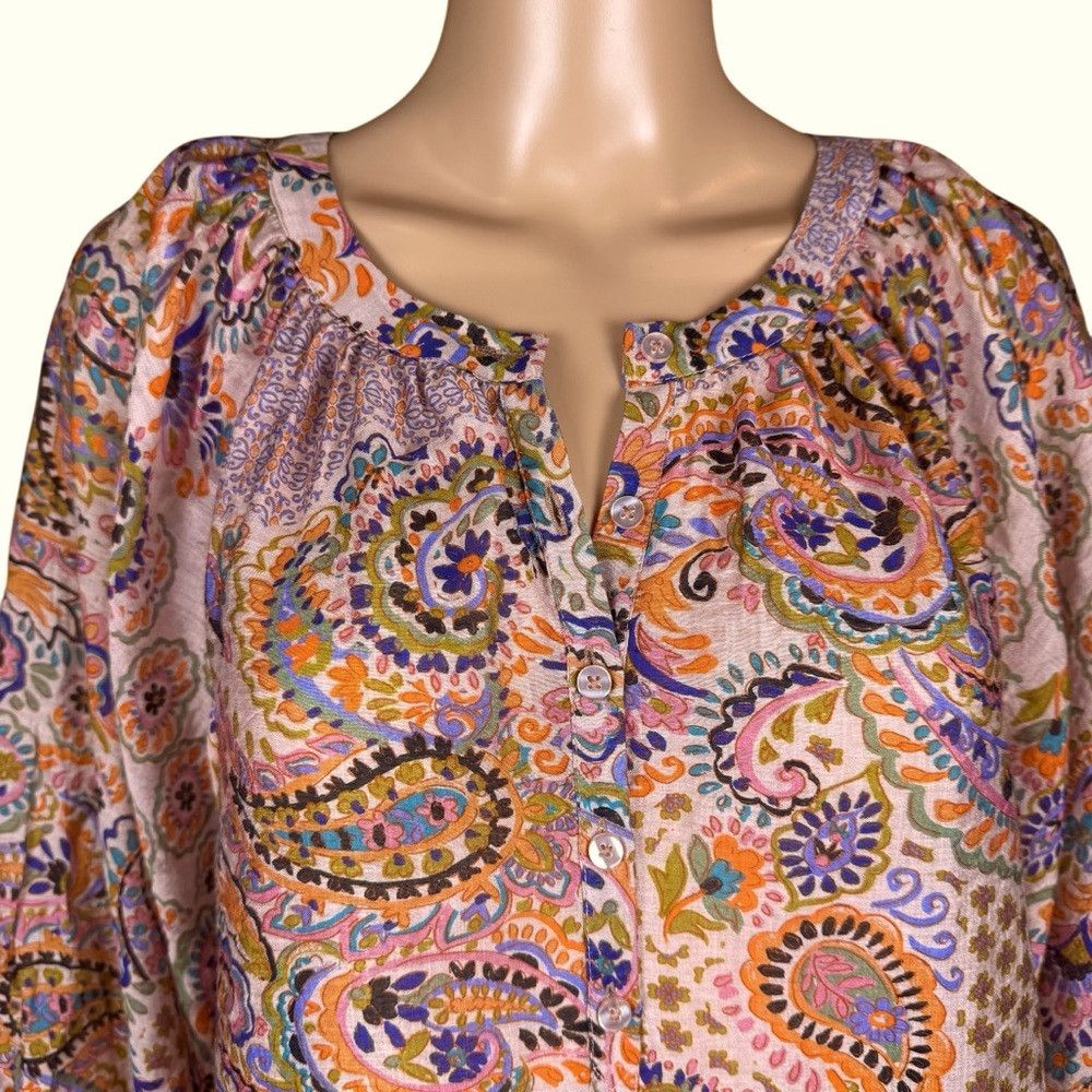 Vince Camuto NWT New Vince Camuto Floral Rayon Henley Blouse Size M Size M / US 6-8 / IT 42-44 - 3 Thumbnail