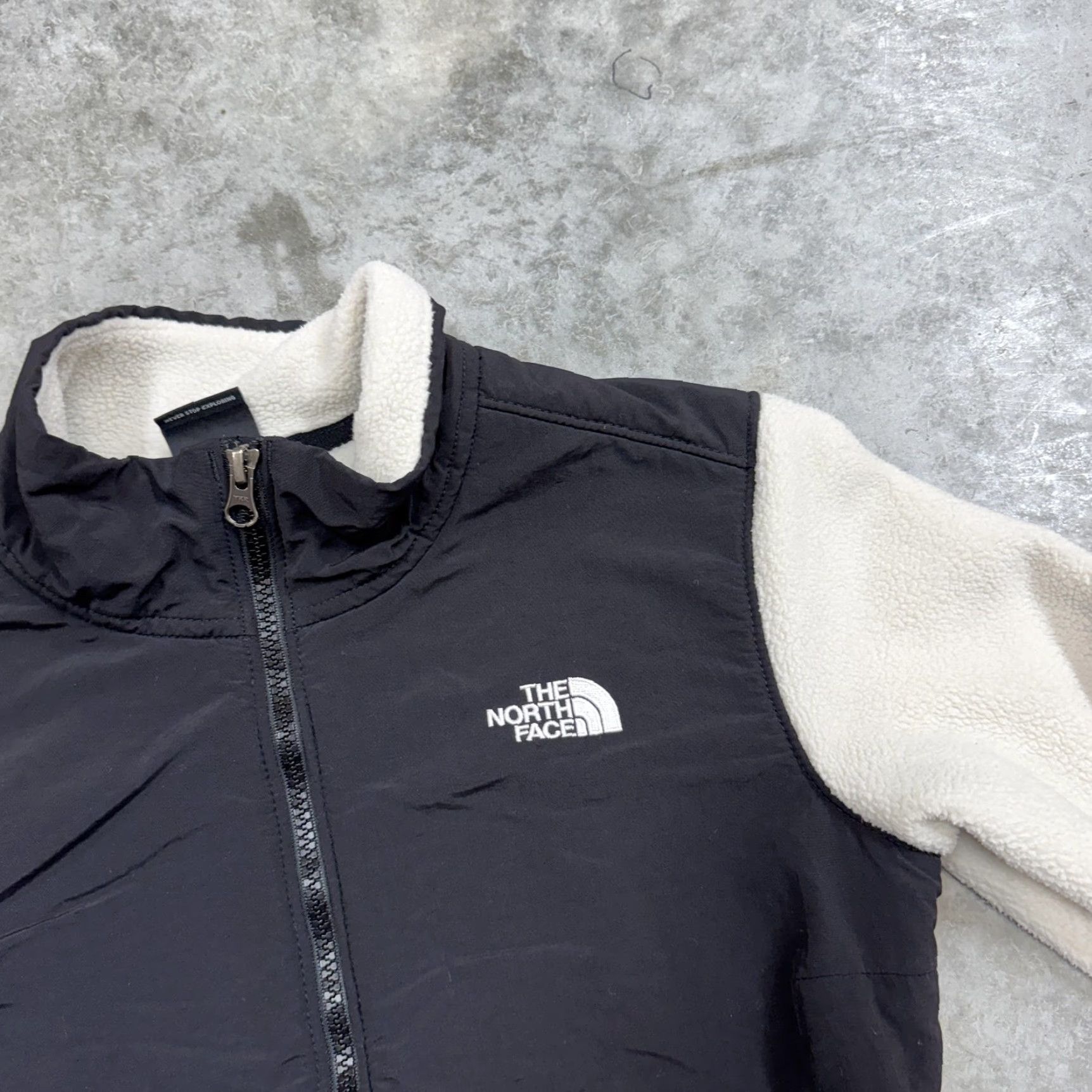 The North Face The North Face Jacket Womens XS White Black Fleece Full Zip Softshell Outdoor Size XS / US 0-2 / IT 36-38 - 3 Thumbnail