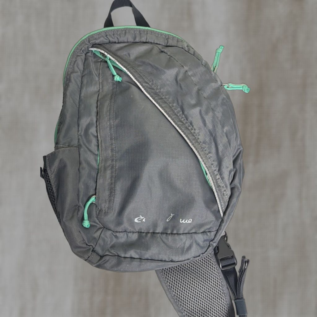 Eddie Bauer VINTAGE Eddie Bauer Sling Bag Messenger Bag Gray Green 10L 13x9x3 Men Medium Size ONE SIZE - 1 Thumbnail