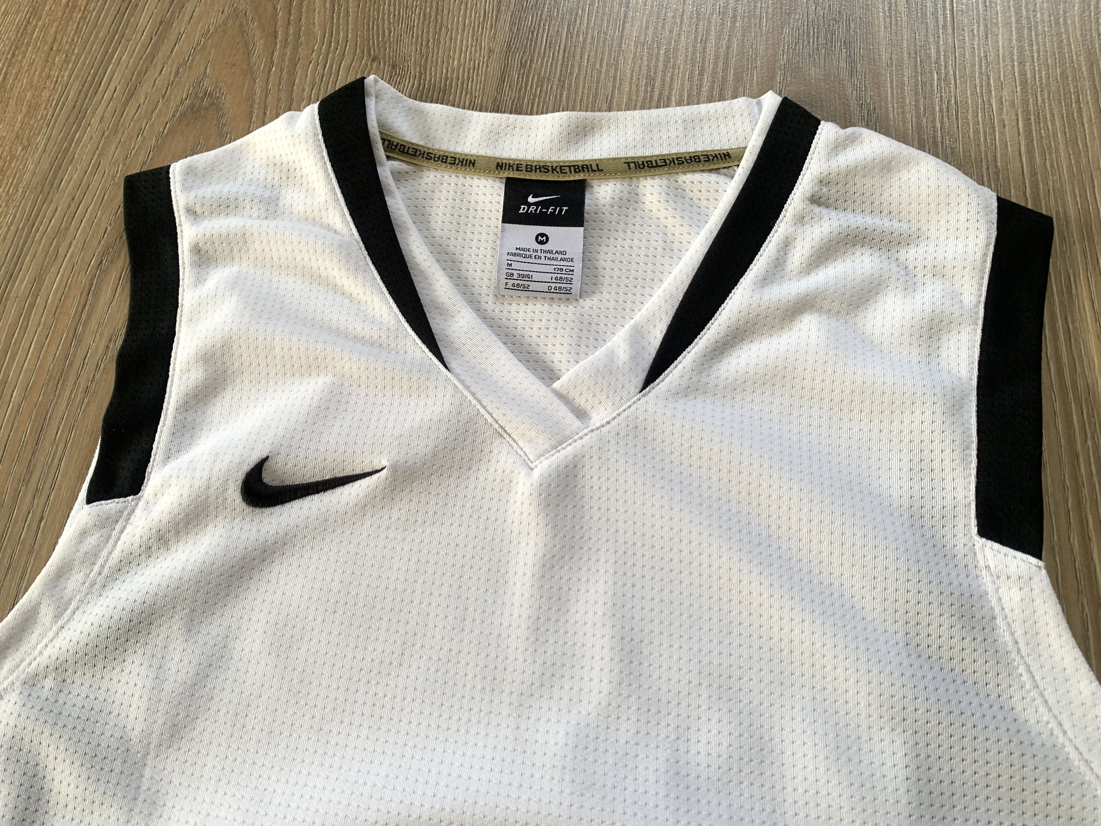 Nike Nike Basketball White Training Tank Sleeveless Jersey Size US M / EU 48-50 / 2 - 4 Thumbnail
