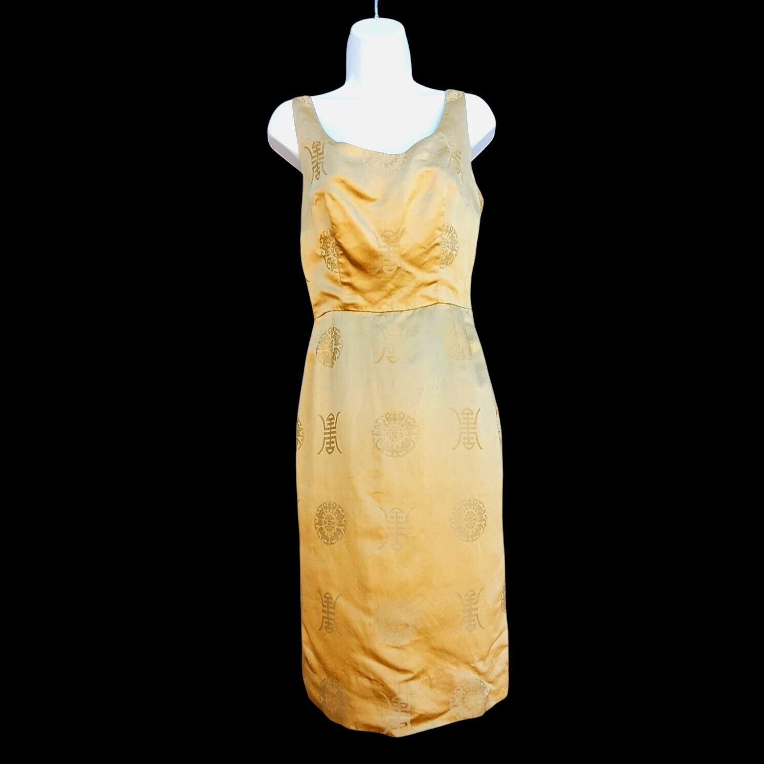 green emerald velvet dress 22 Karat Gold Dress – Allure Novembre