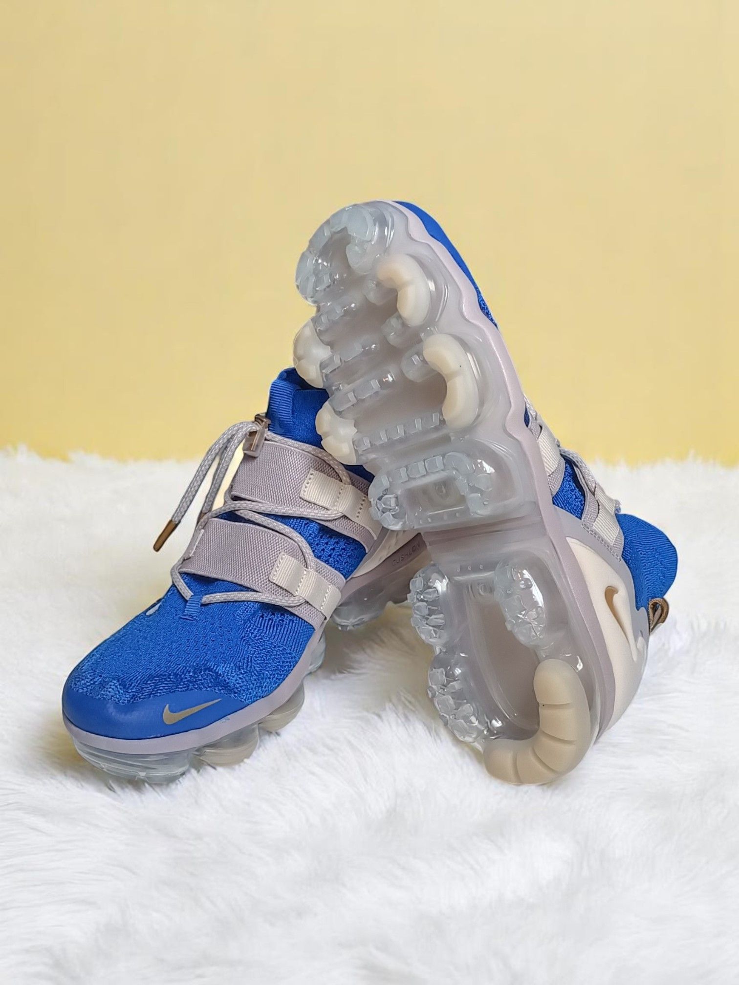 Nike Air Vapormax Flyknit Utility 'Racer Blue Moon Particle' 2018 Size US 8 / EU 41 - 3 Thumbnail