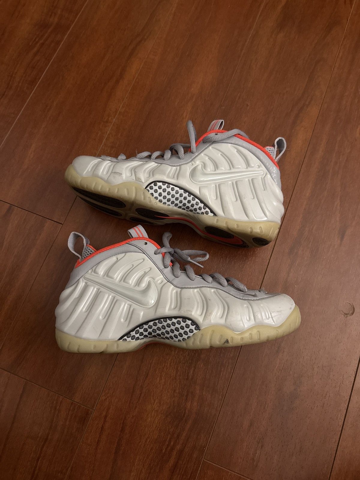 Nike Nike Foamposites Size US 8.5 / EU 41-42 - 1 Thumbnail