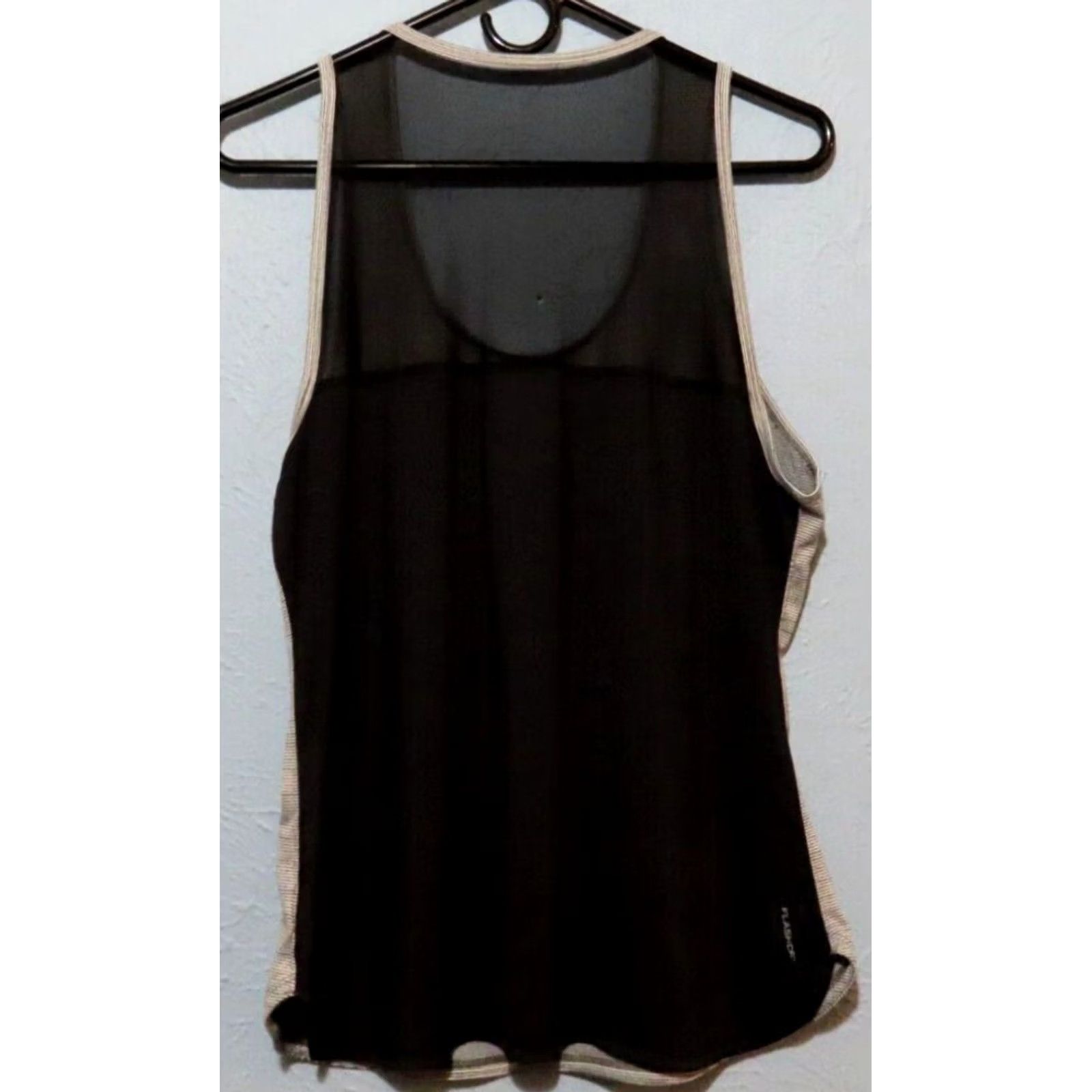 The North Face The North Face Tank Top Women L White Black Striped Sleeveless Racerback V-Neck Flashdry Pullover Athletic Run Jog Activewear Size L / US 10 / IT 46 - 4 Thumbnail