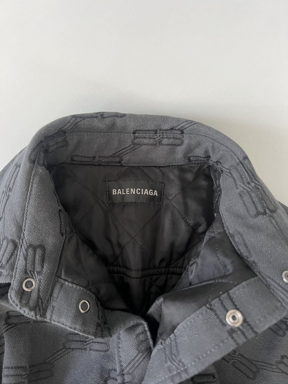 Balenciaga Balenciaga Monogram Padded Overshirt Size US L / EU 52-54 / 3 - 7 Thumbnail